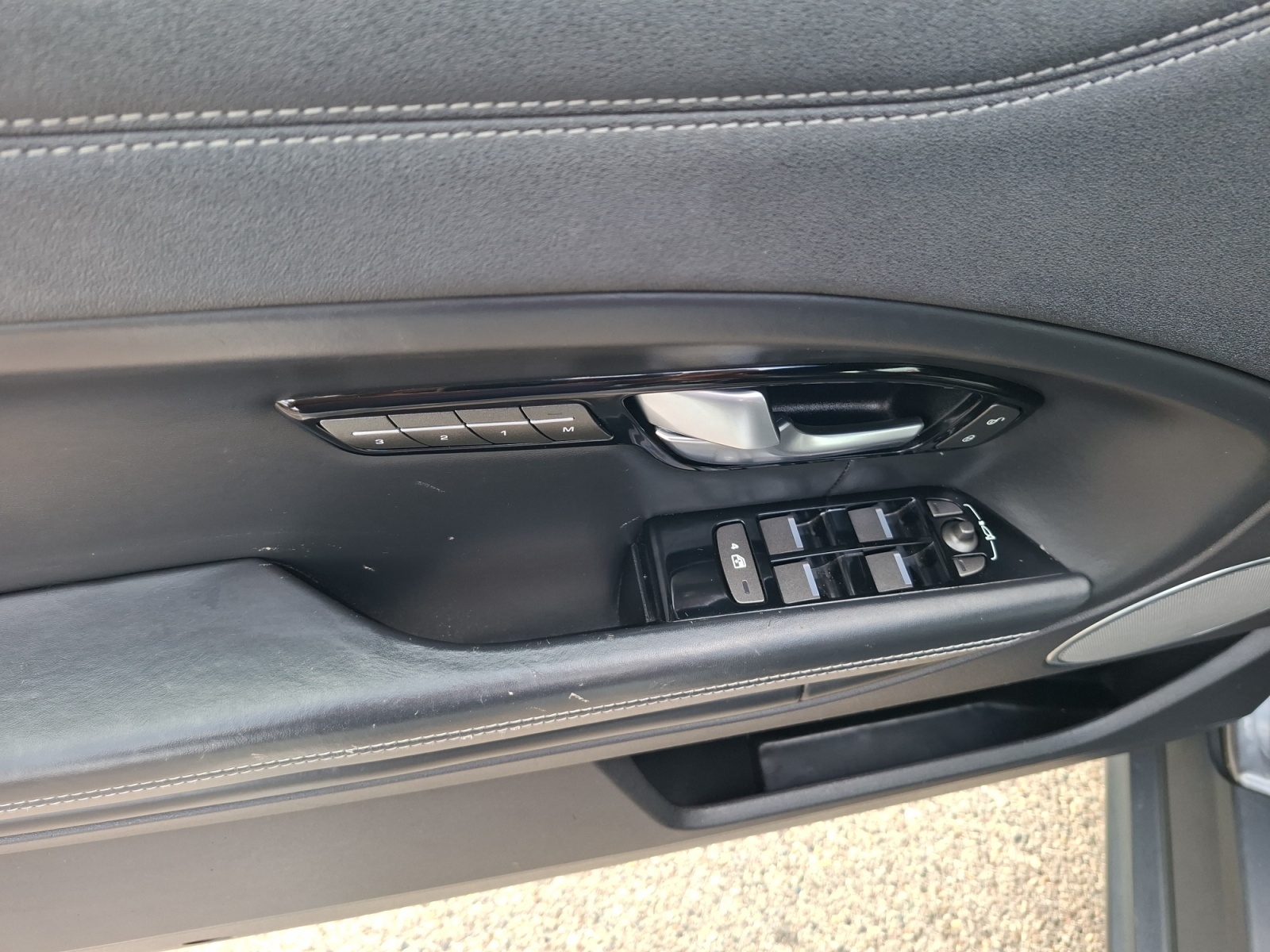 Land Rover Range Rover Evoque 26