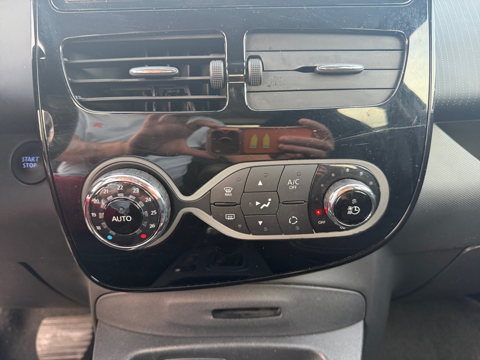 Renault Zoe 19