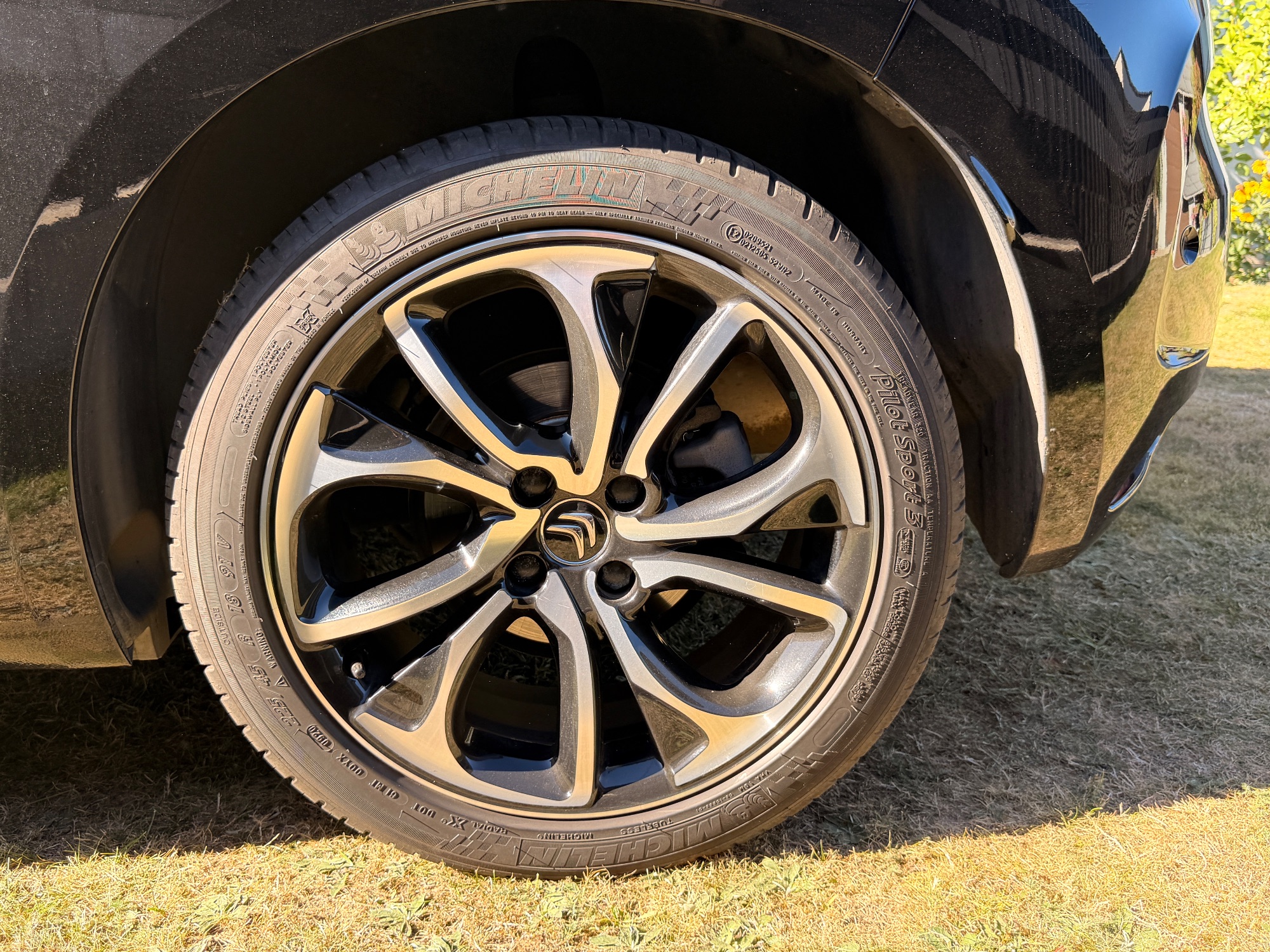 Ds Automobiles Ds 4 20