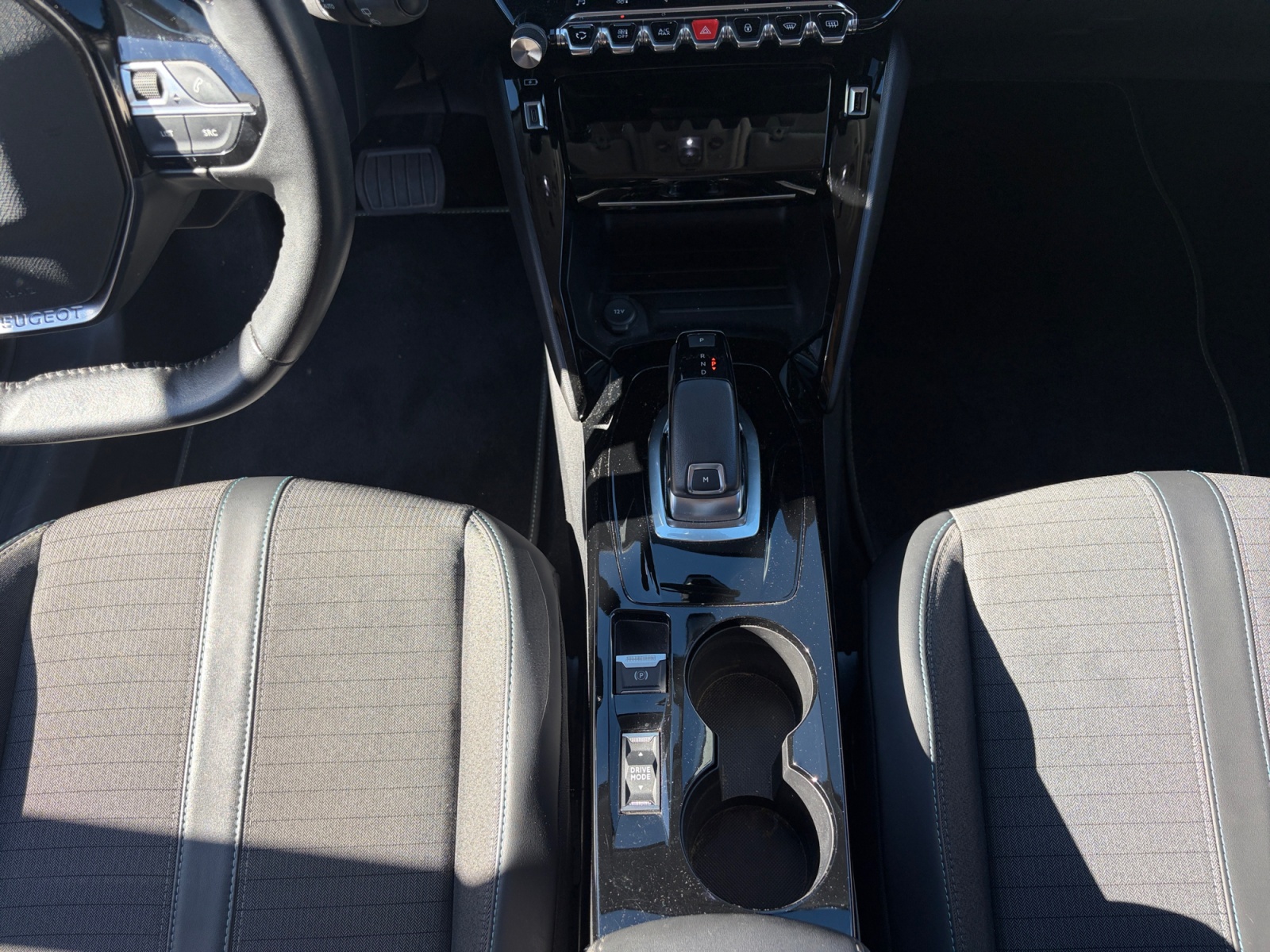 Peugeot 2008 25