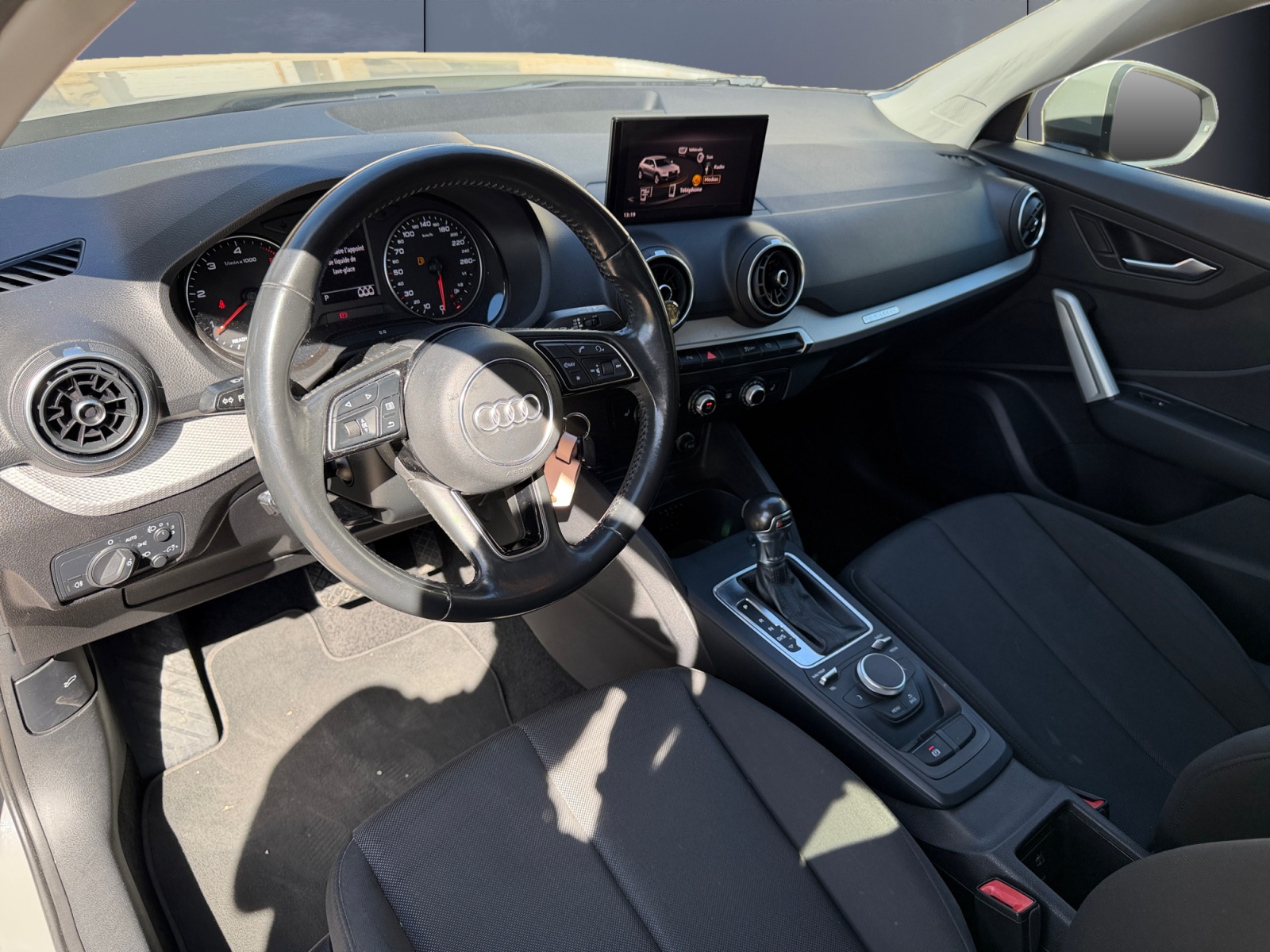 Audi Q2 8