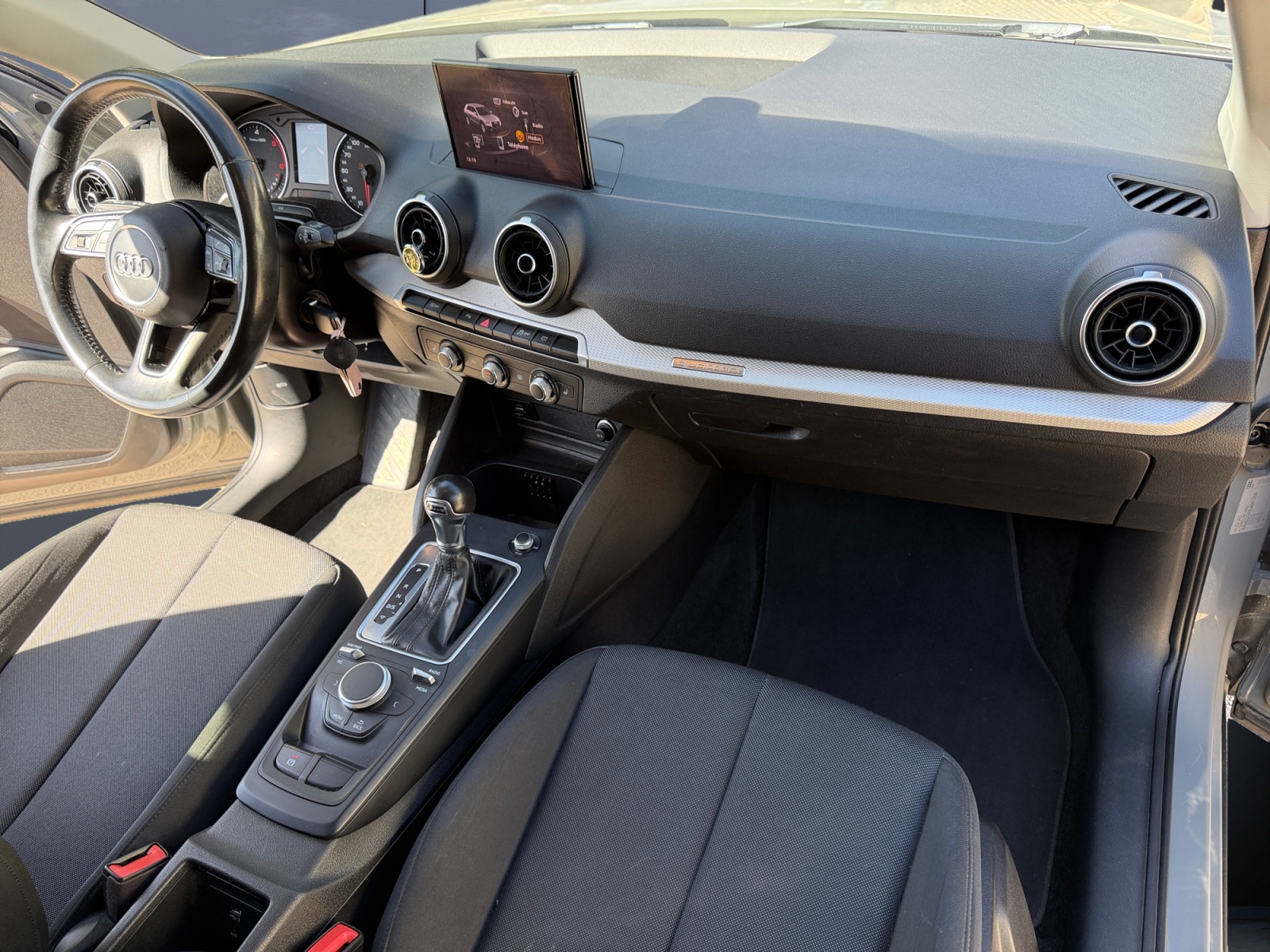 Audi Q2 12