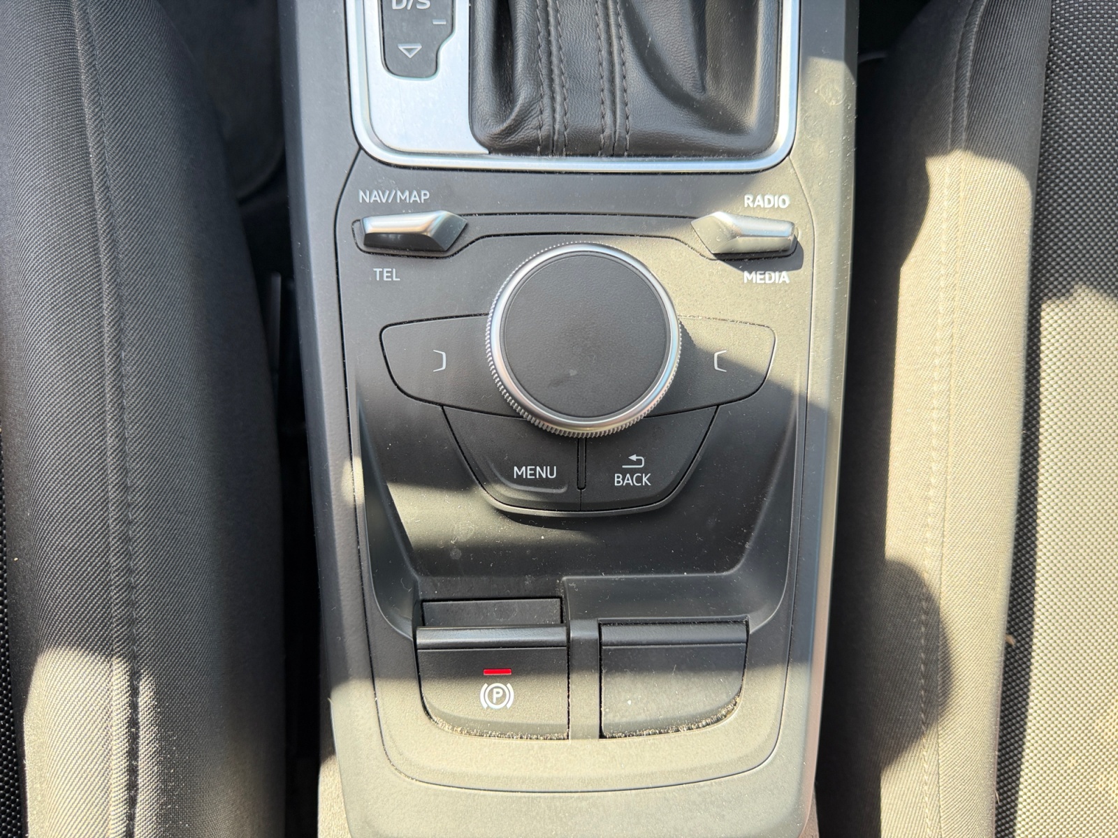 Audi Q2 23