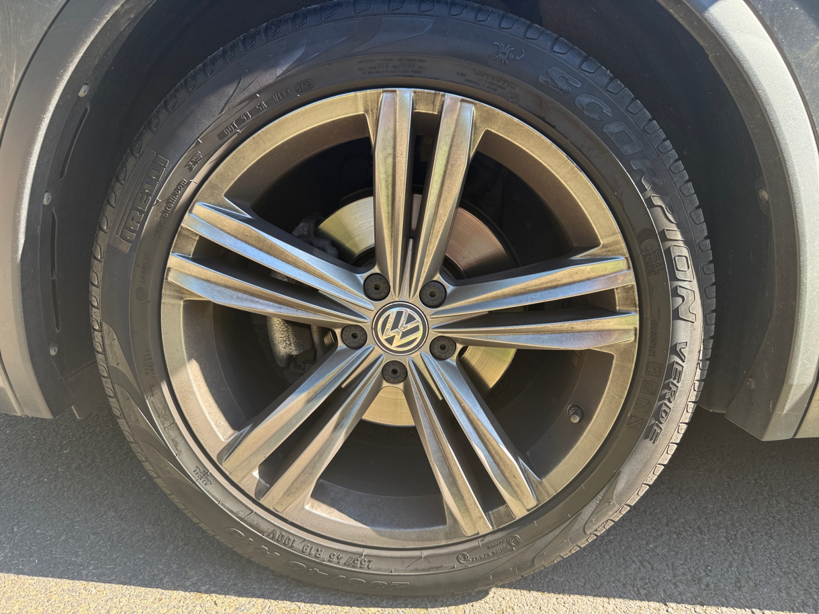 Volkswagen Tiguan 27