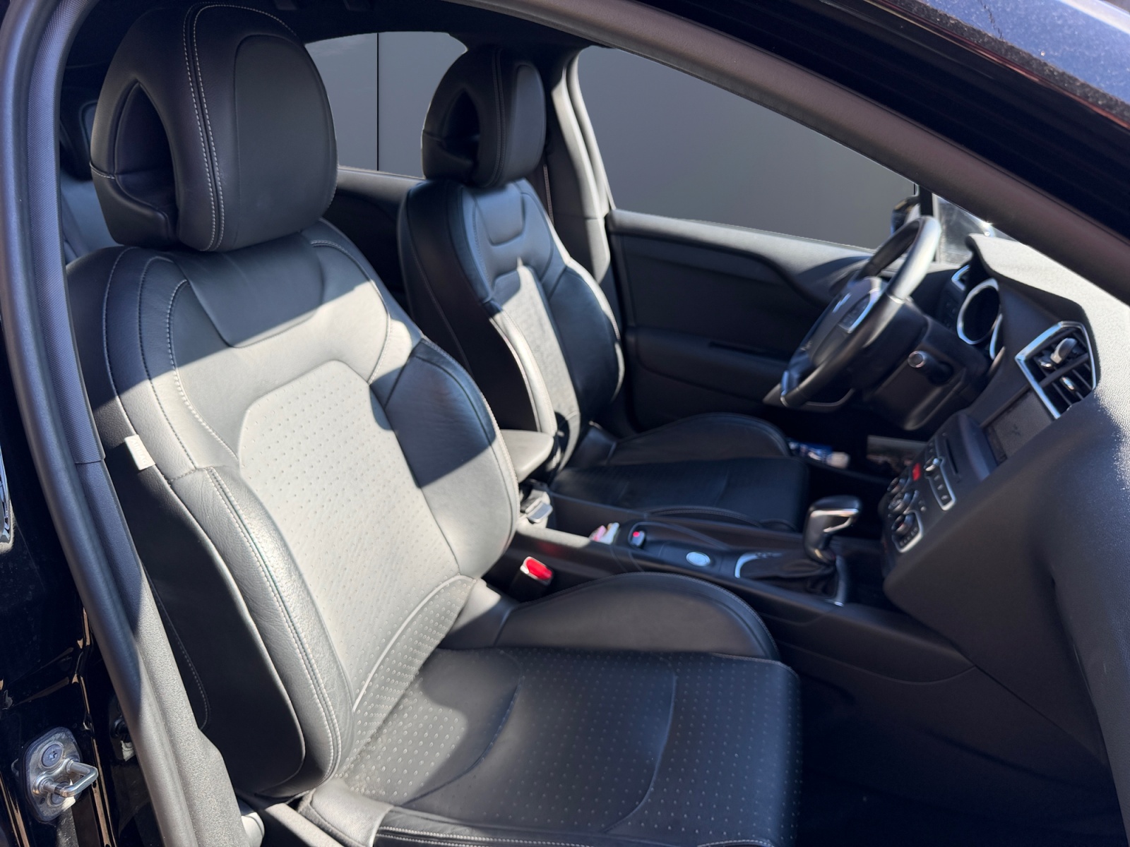 Ds Automobiles Ds 4 32