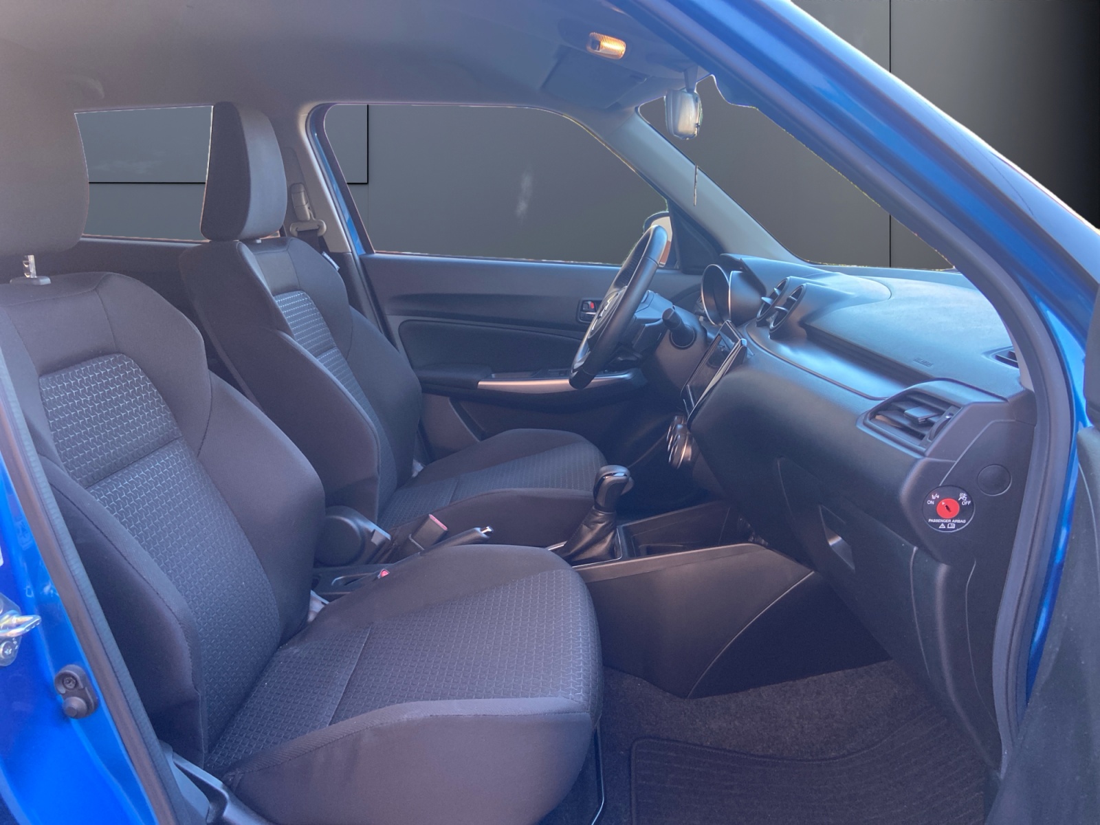 Suzuki Swift 13