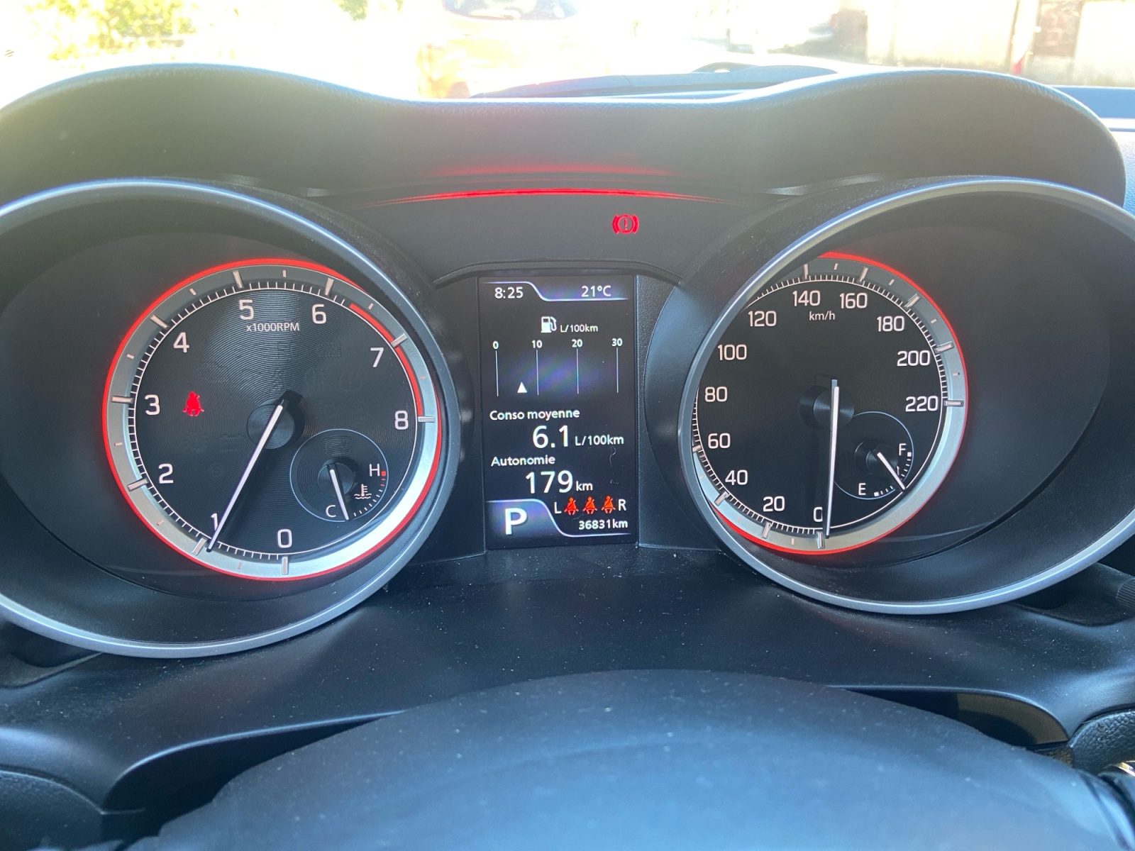 Suzuki Swift 16
