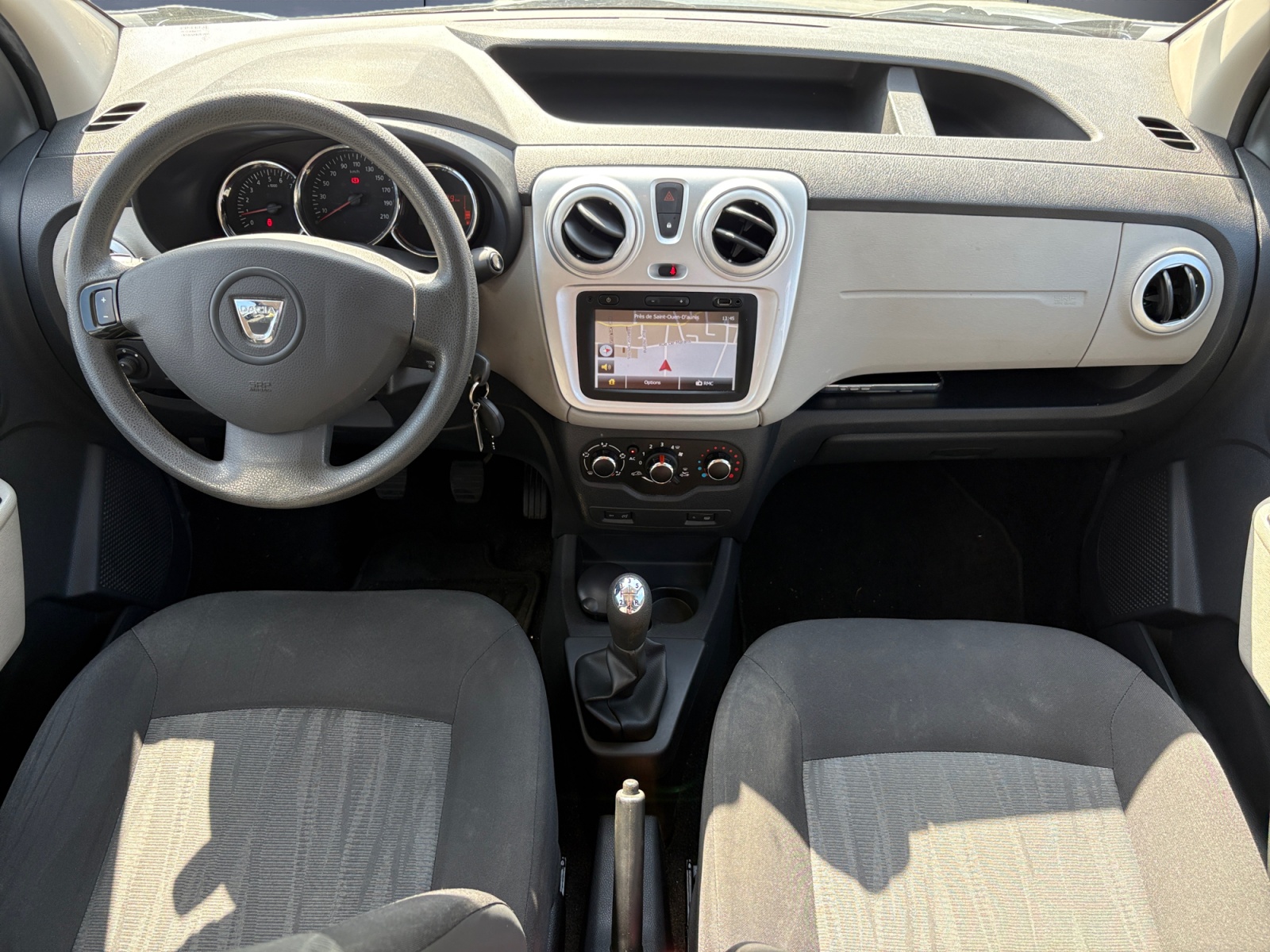 Dacia Dokker 15