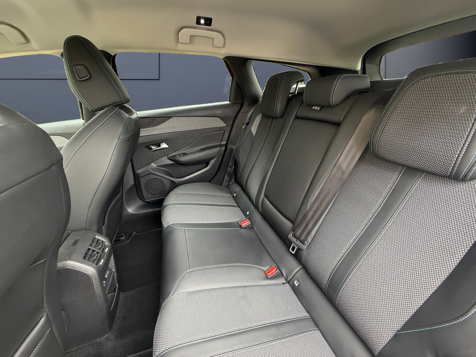 Peugeot 308 10
