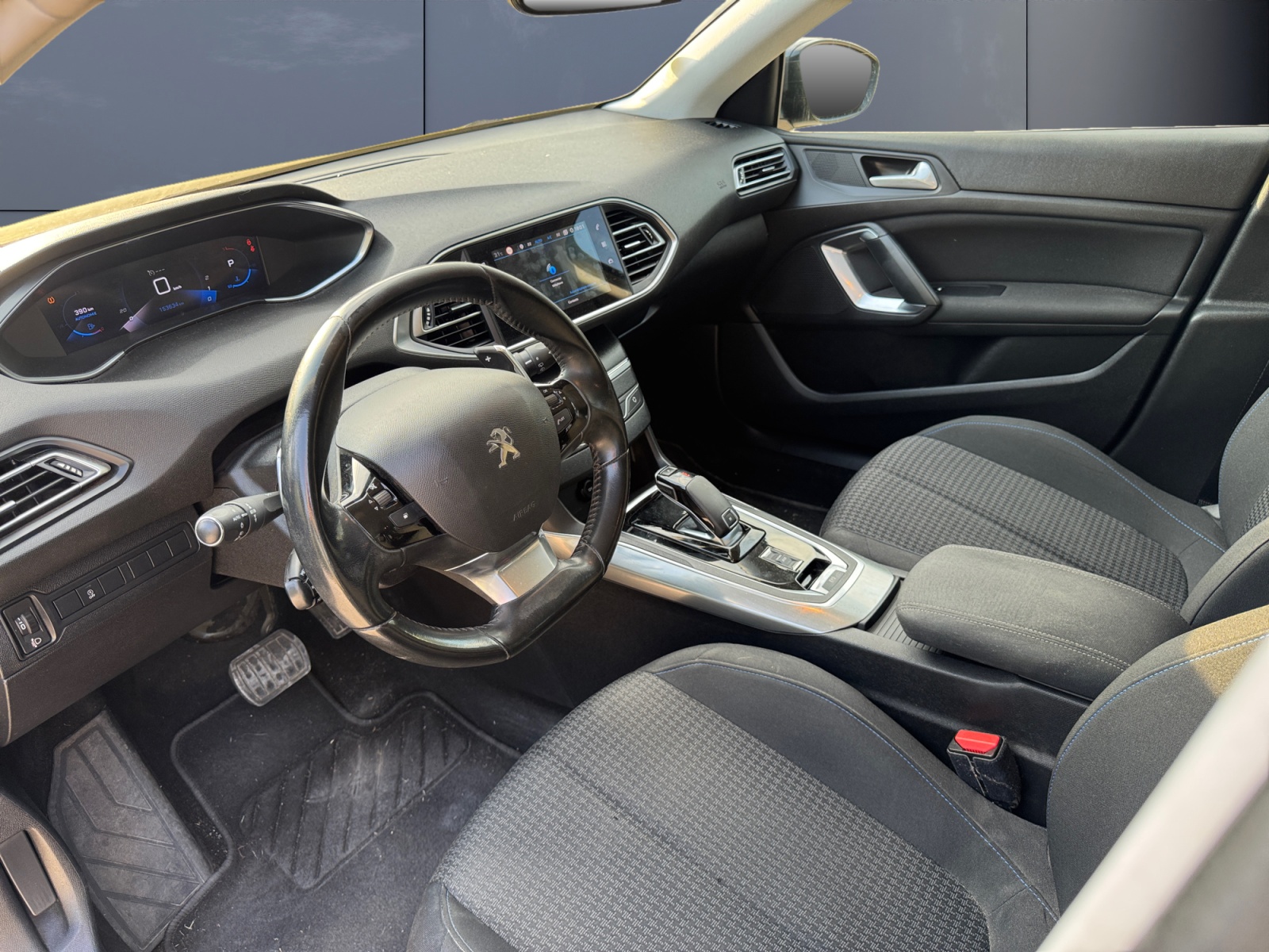 Peugeot 308 8