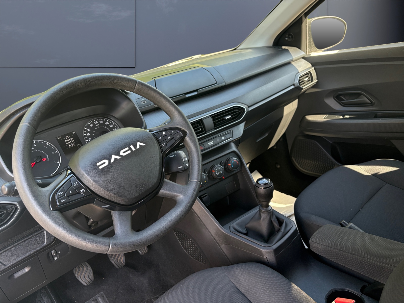 Dacia Sandero 8