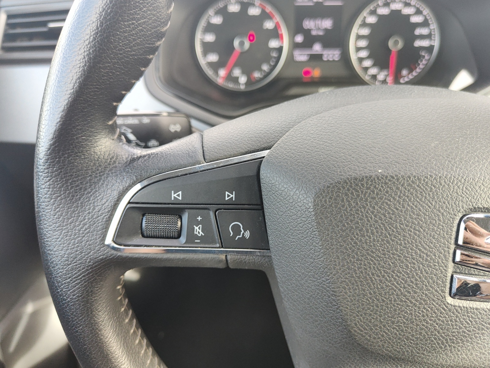 Seat Arona 23