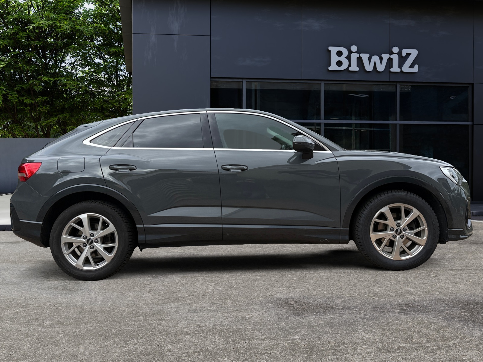 Audi Q3 5