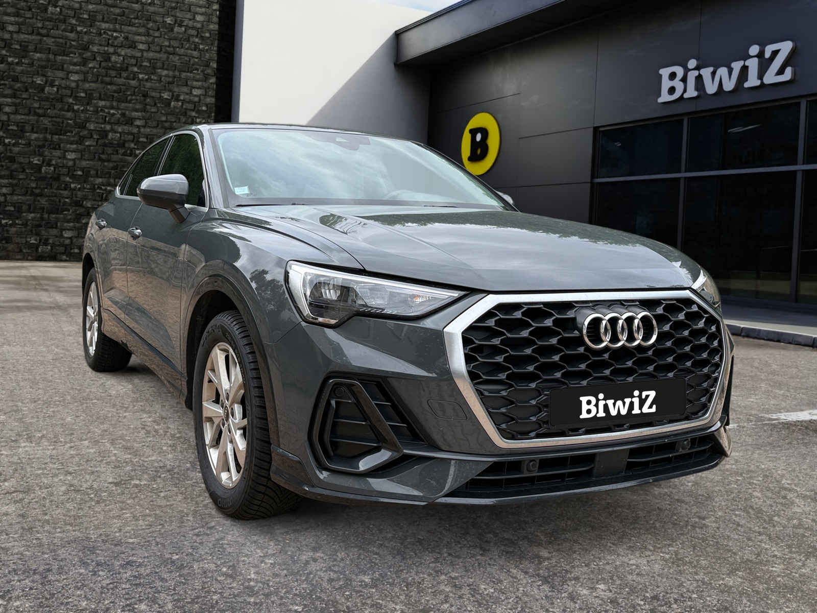 Audi Q3 6