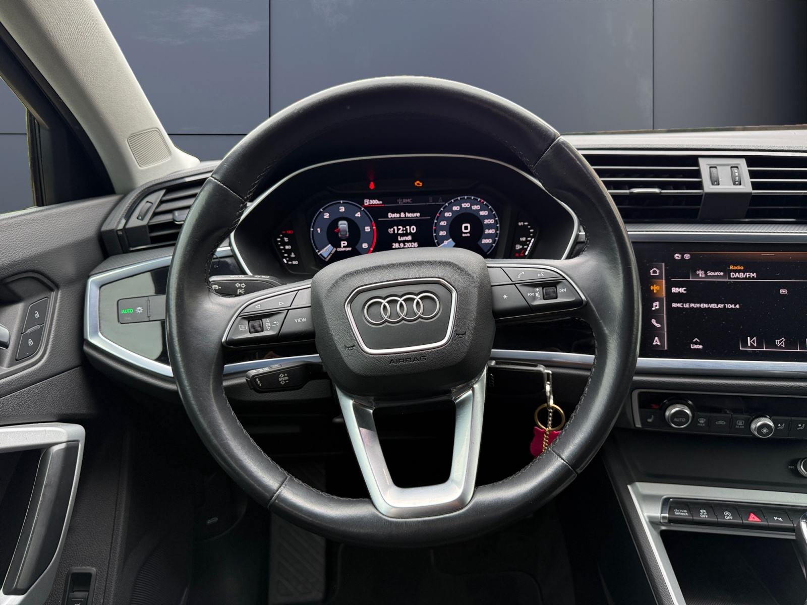 Audi Q3 15