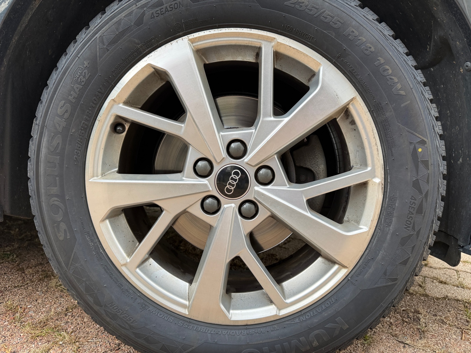 Audi Q3 32