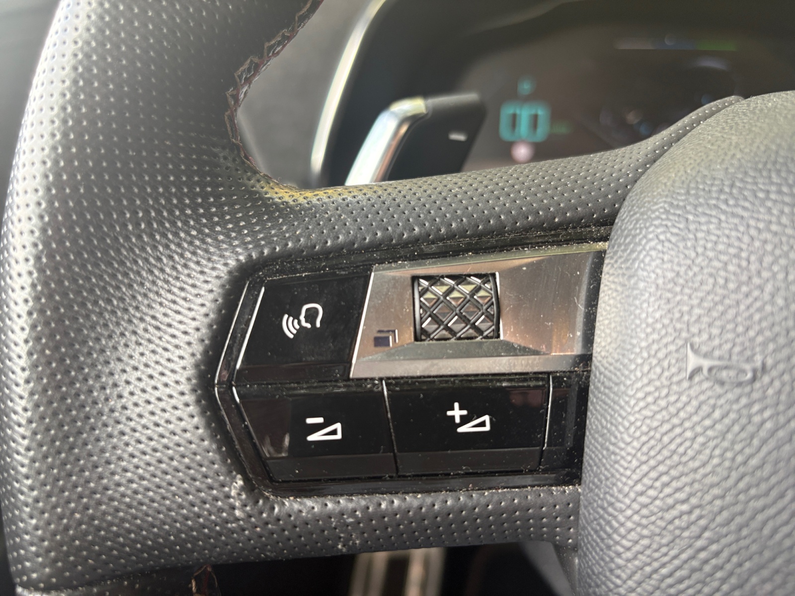 Ds Automobiles Ds 7 19