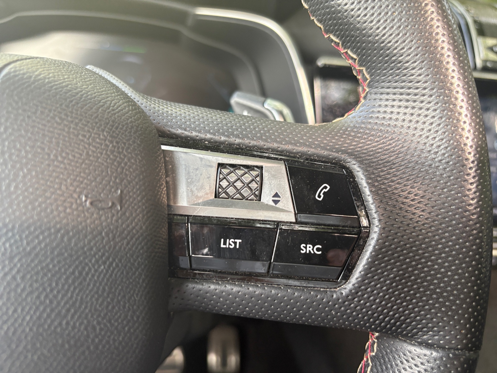 Ds Automobiles Ds 7 21