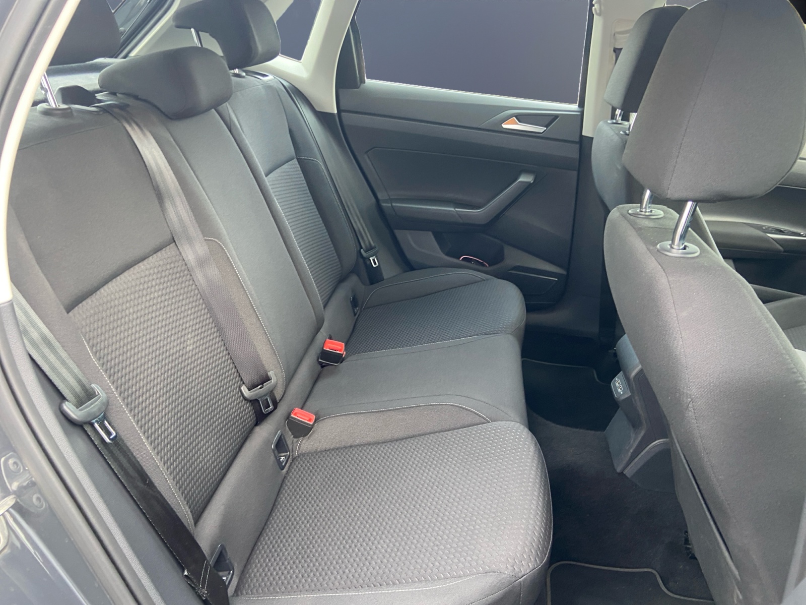 Volkswagen Polo 11