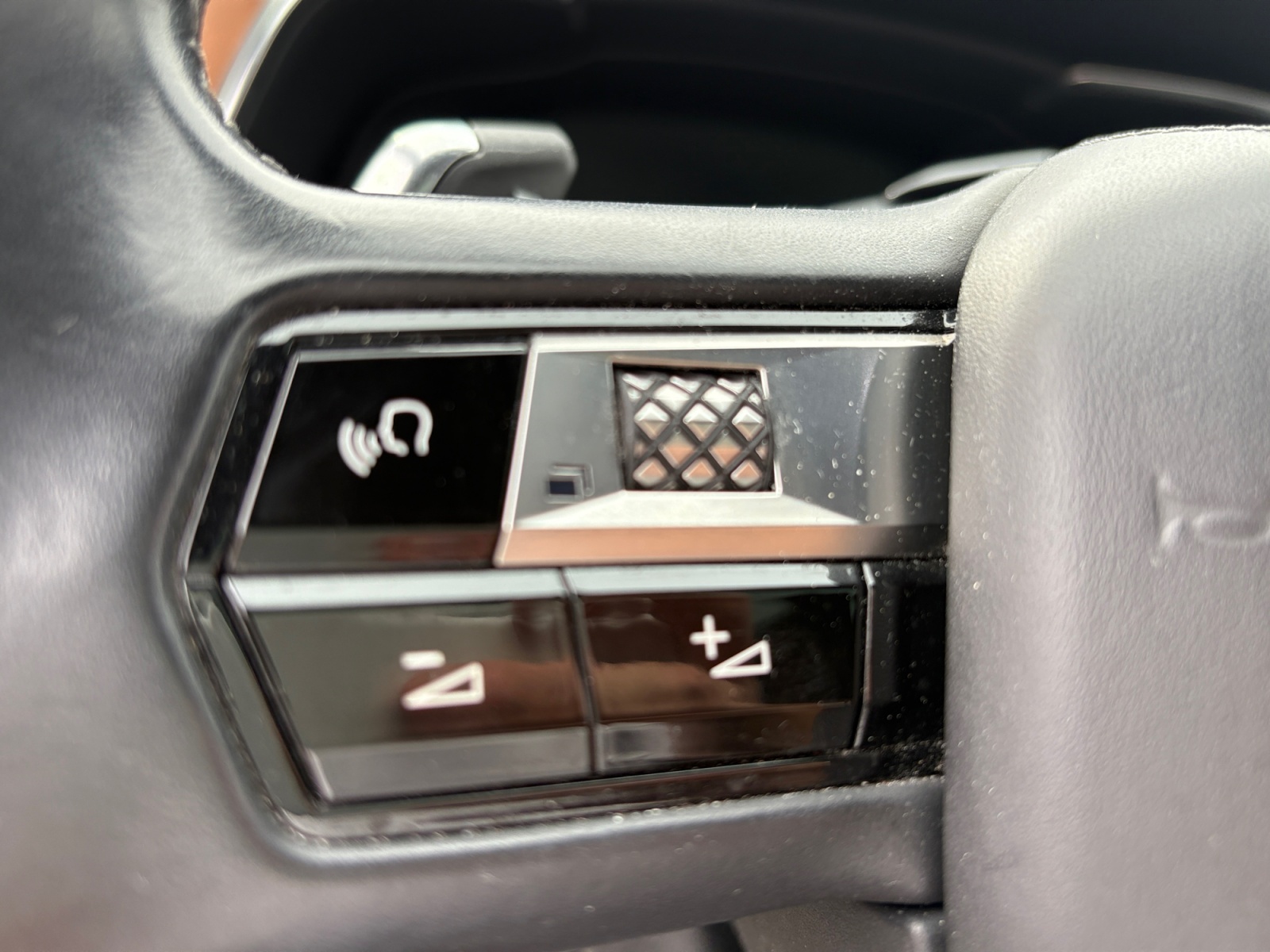 Ds Automobiles Ds 7 20