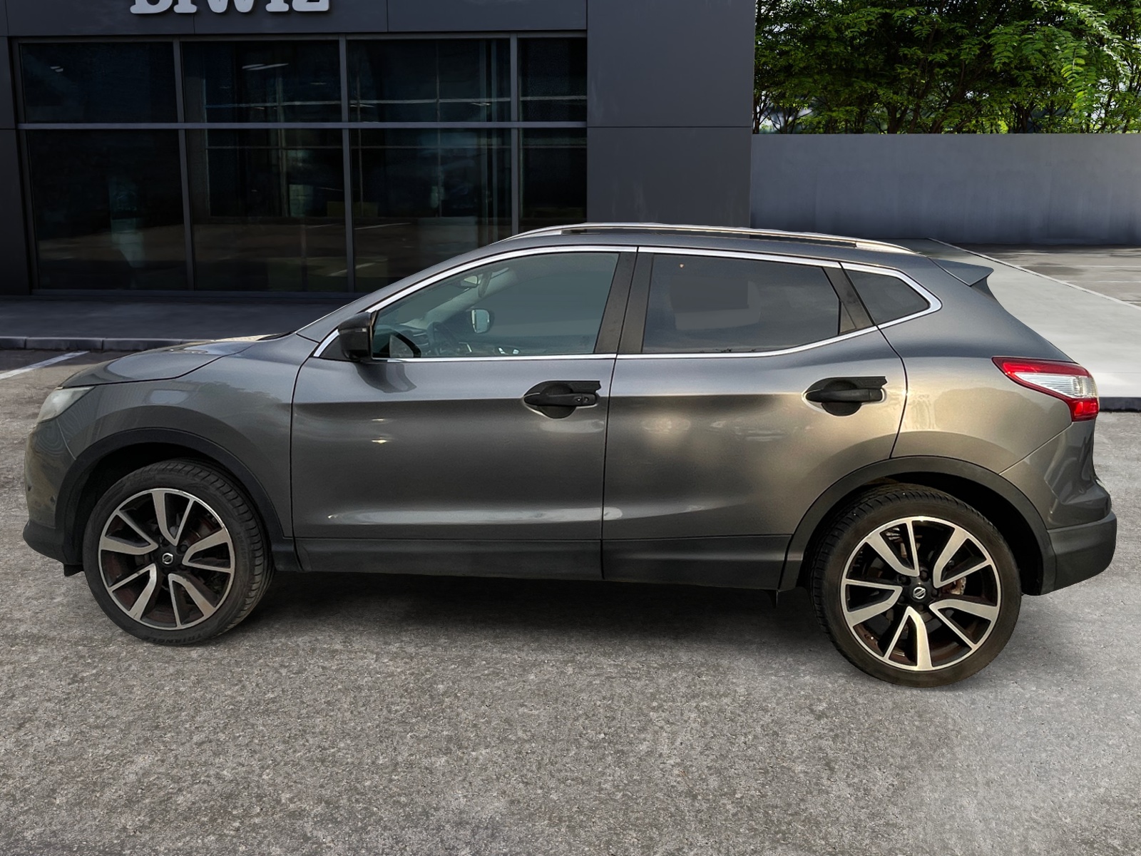 Nissan Qashqai 1