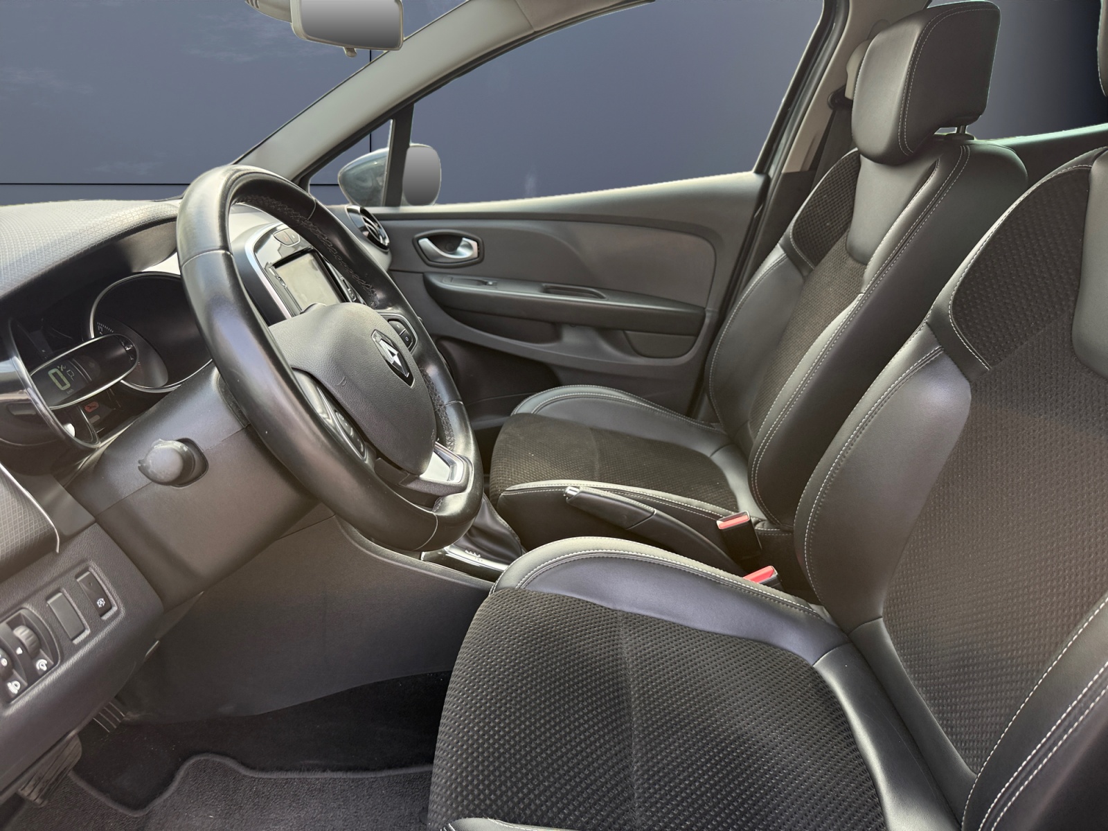 Renault Clio 9