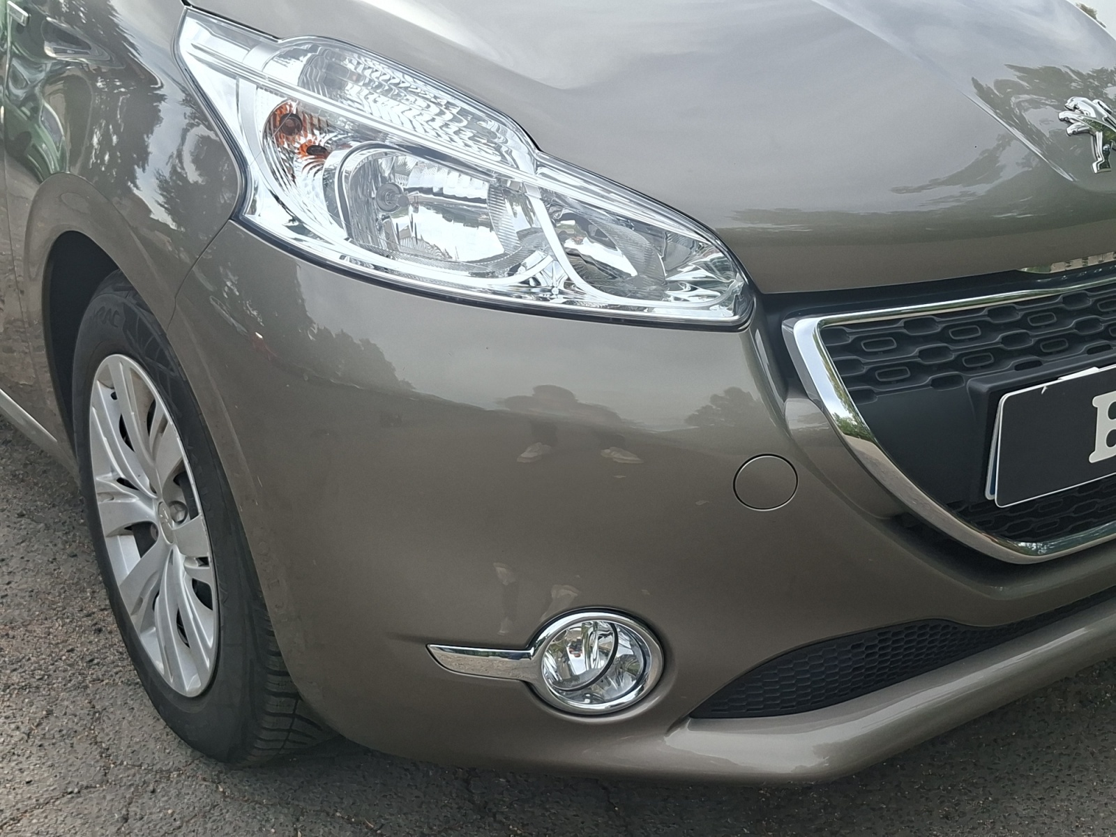 Peugeot 208 33