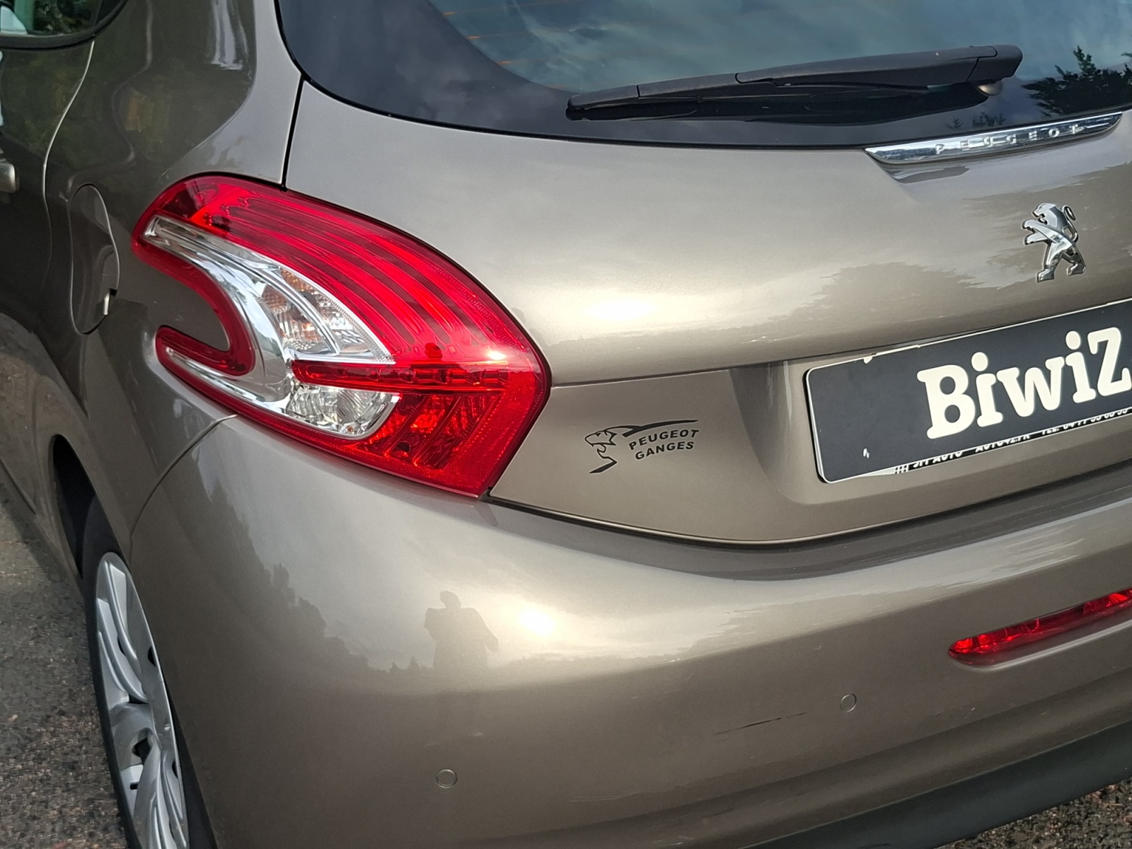 Peugeot 208 35