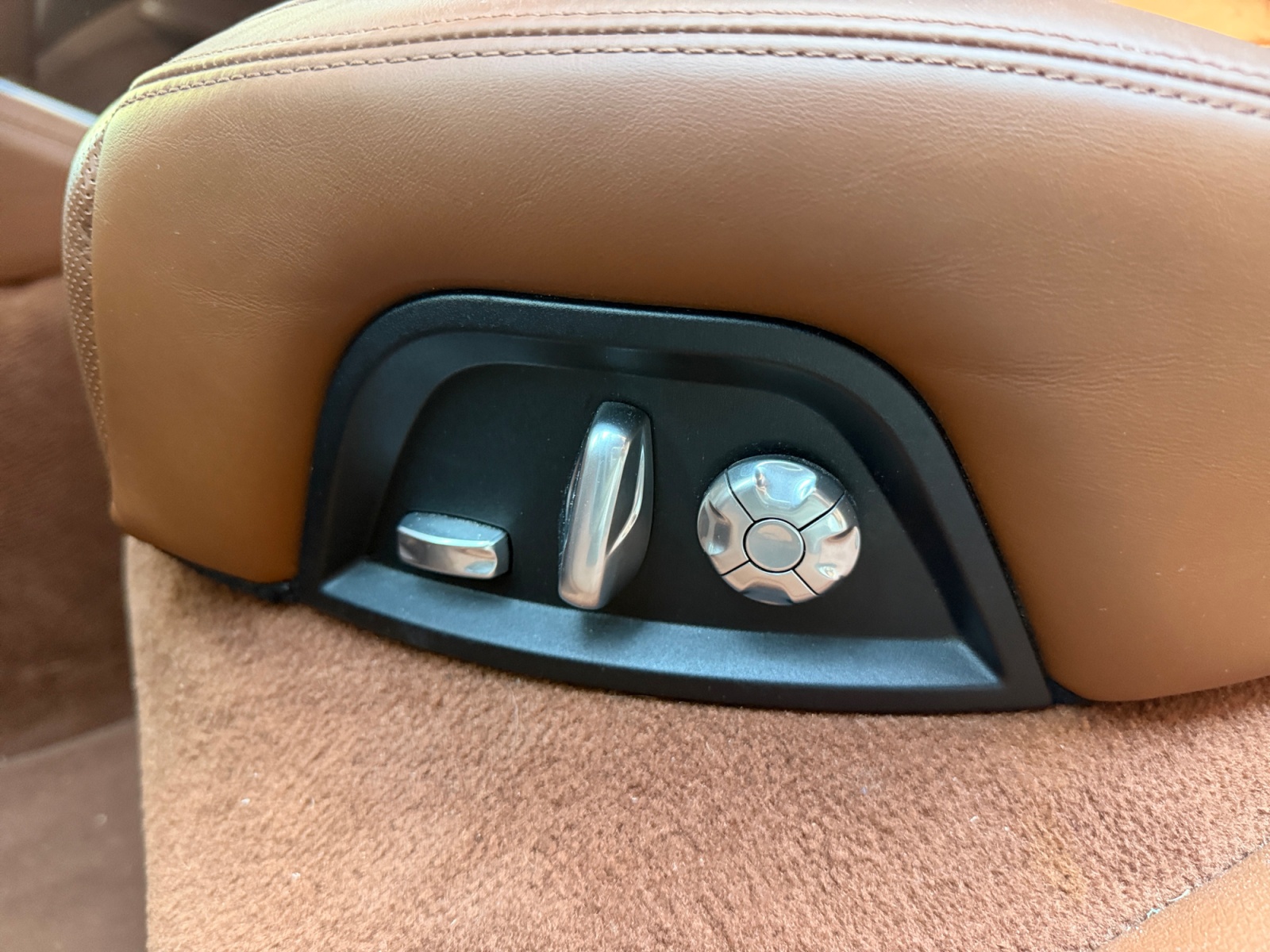 Porsche Panamera 25