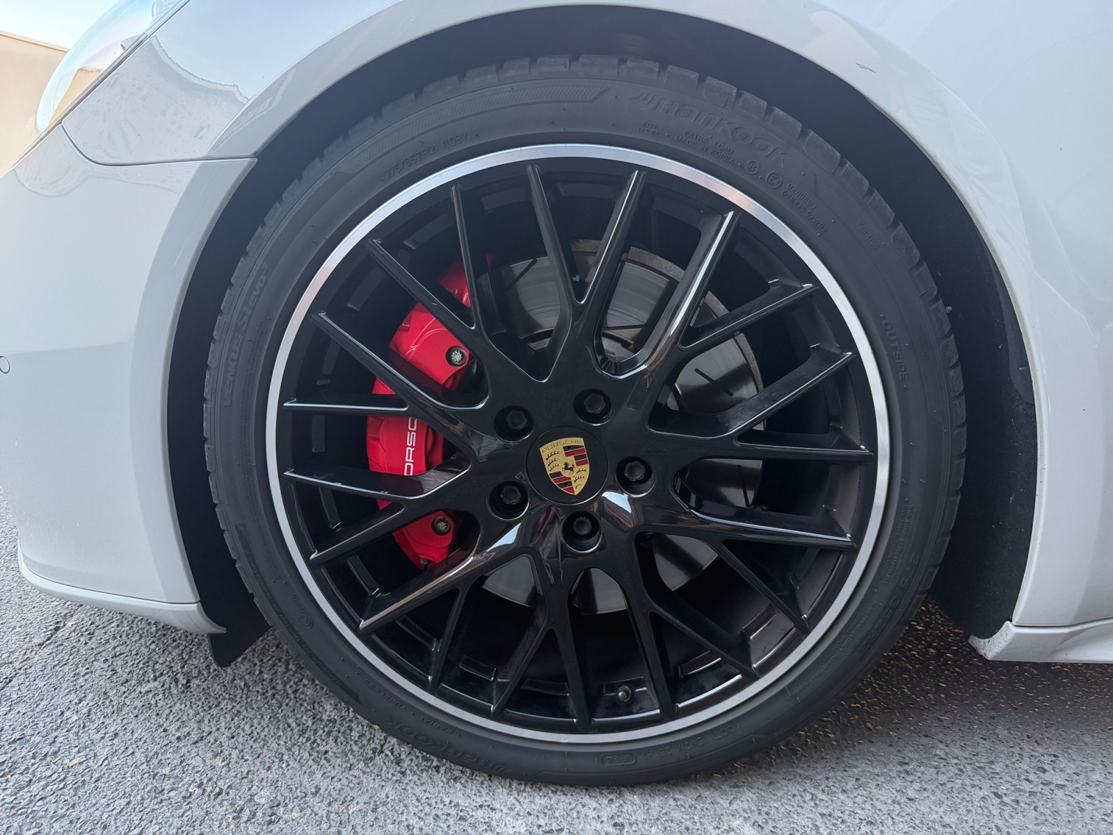 Porsche Panamera 32