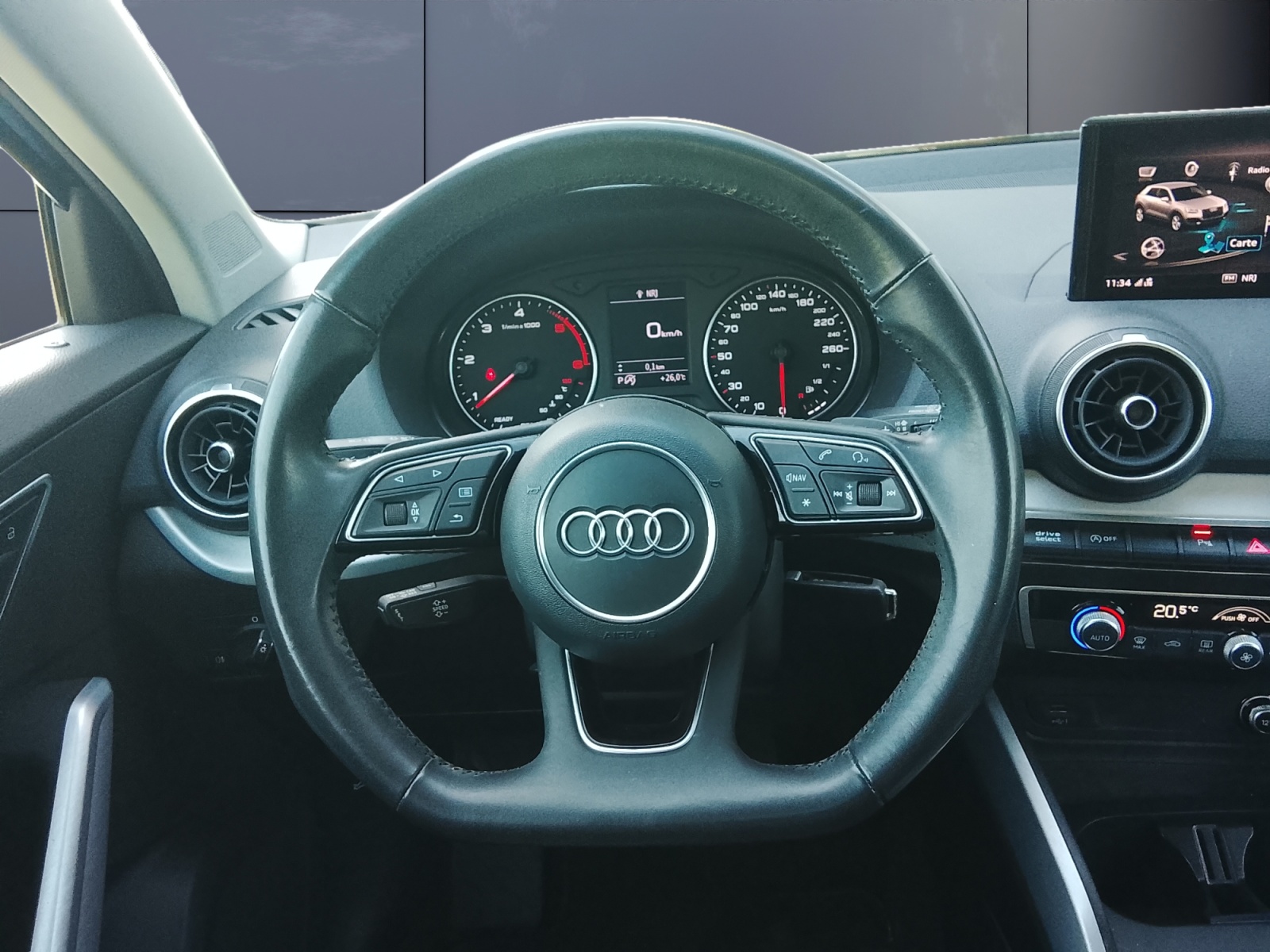 Audi Q2 15