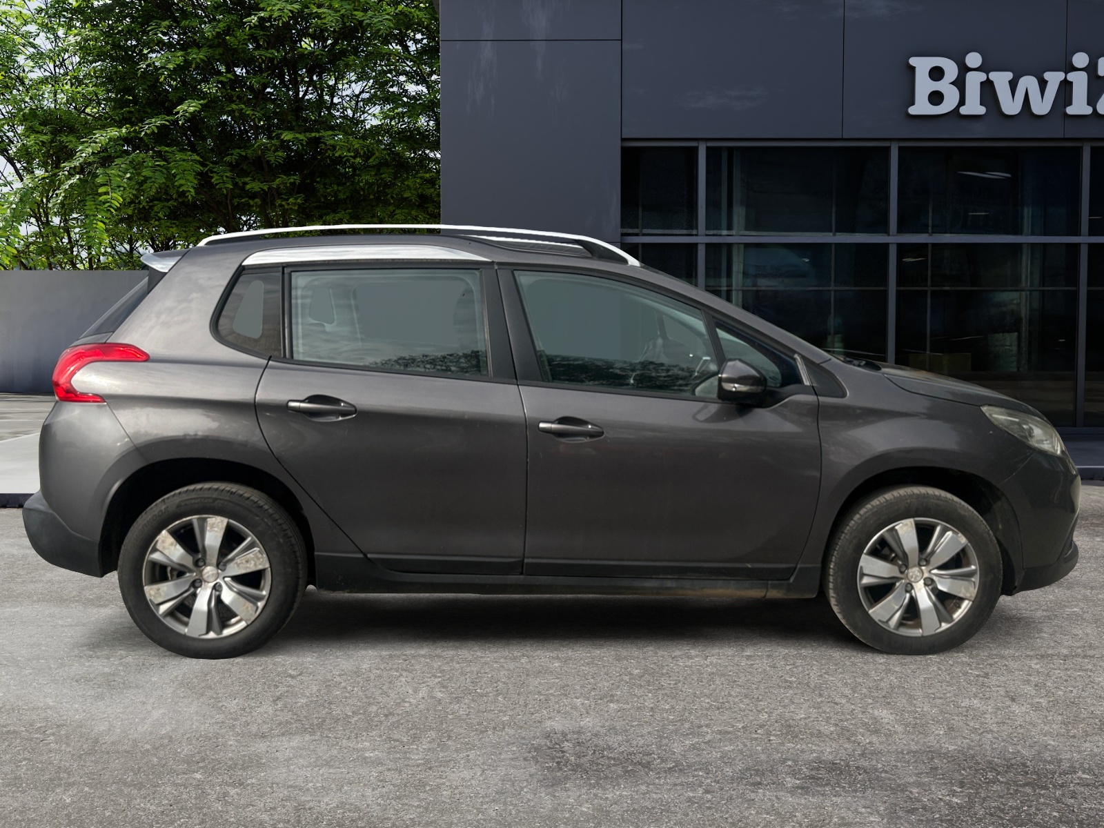 Peugeot 2008 5