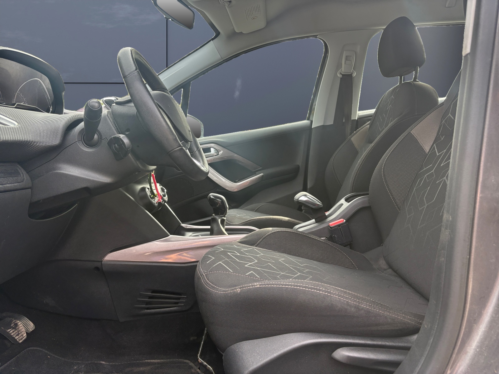 Peugeot 2008 9