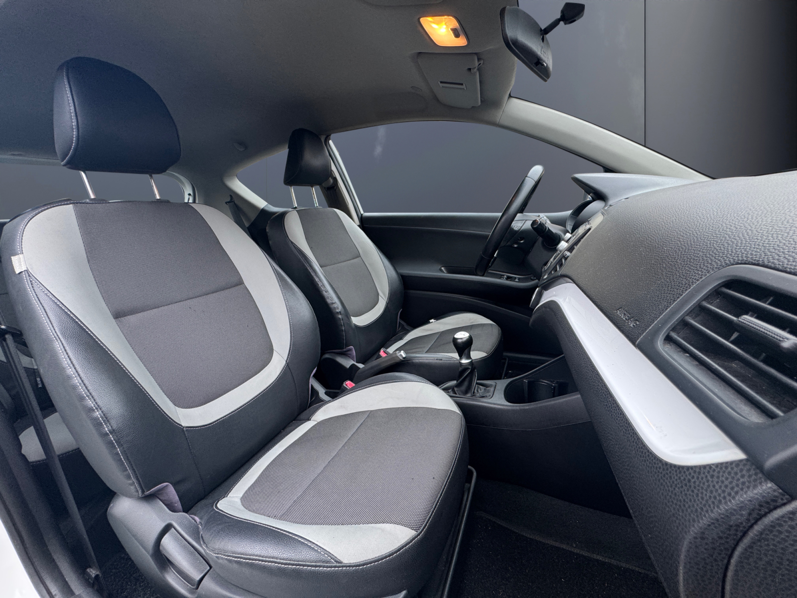 Kia Picanto 13