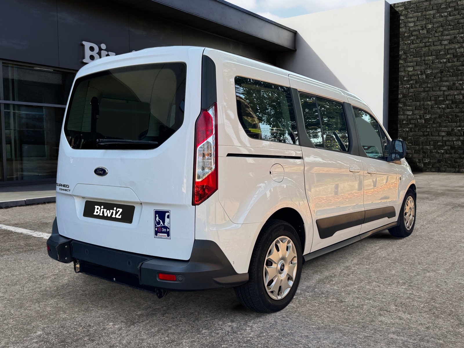 Ford Grand Tourneo Connect 4
