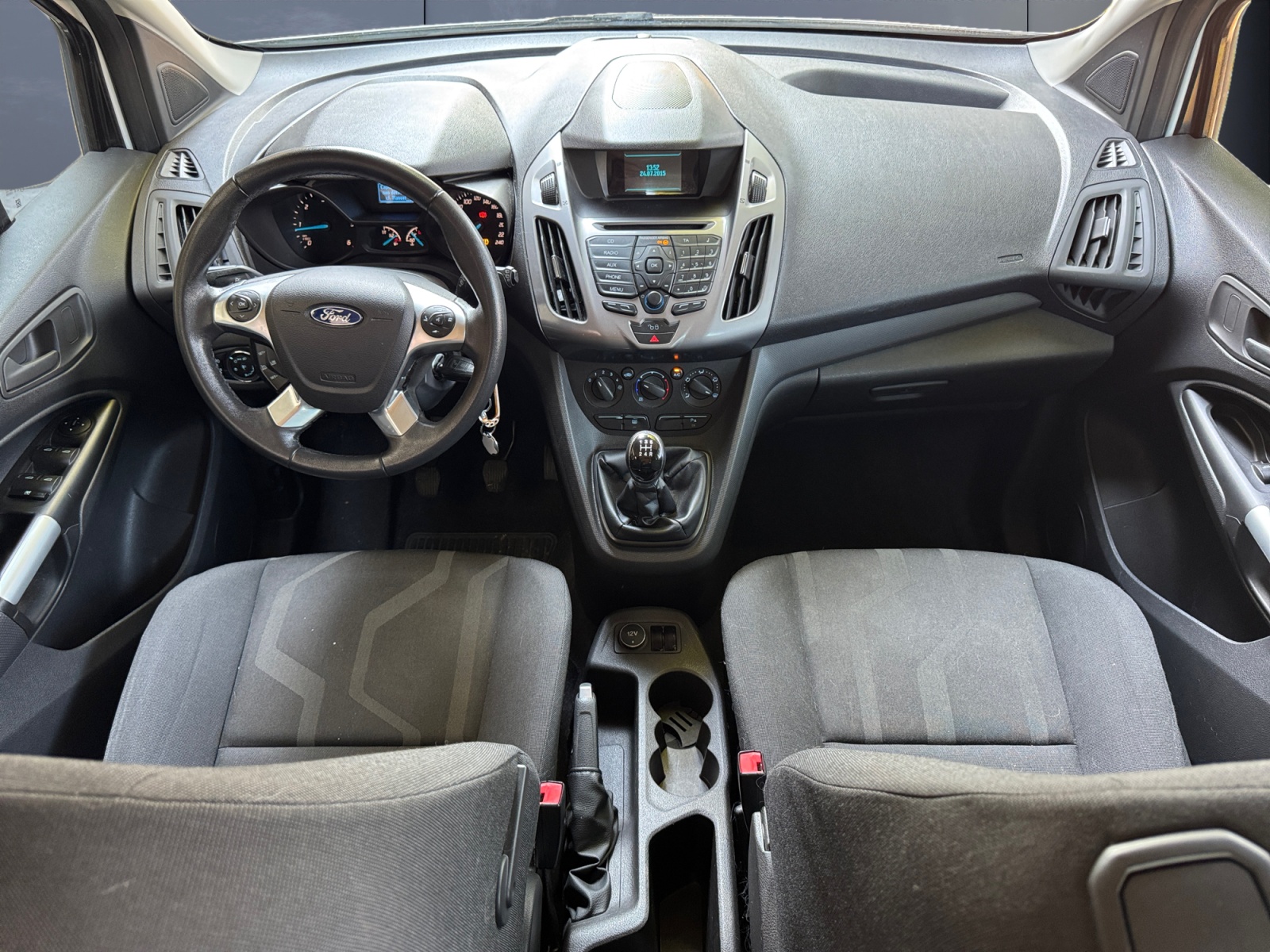 Ford Grand Tourneo Connect 14