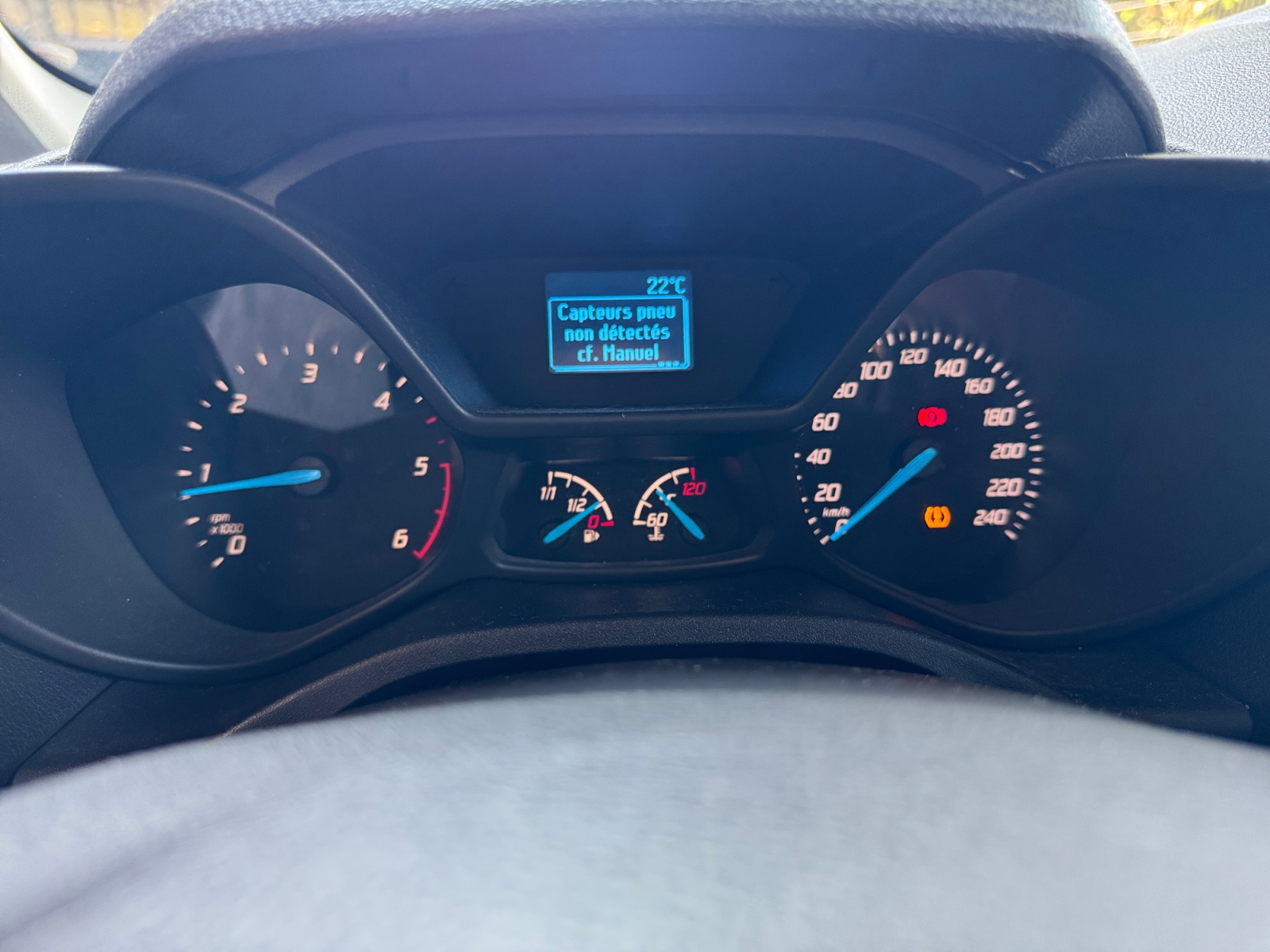 Ford Grand Tourneo Connect 16