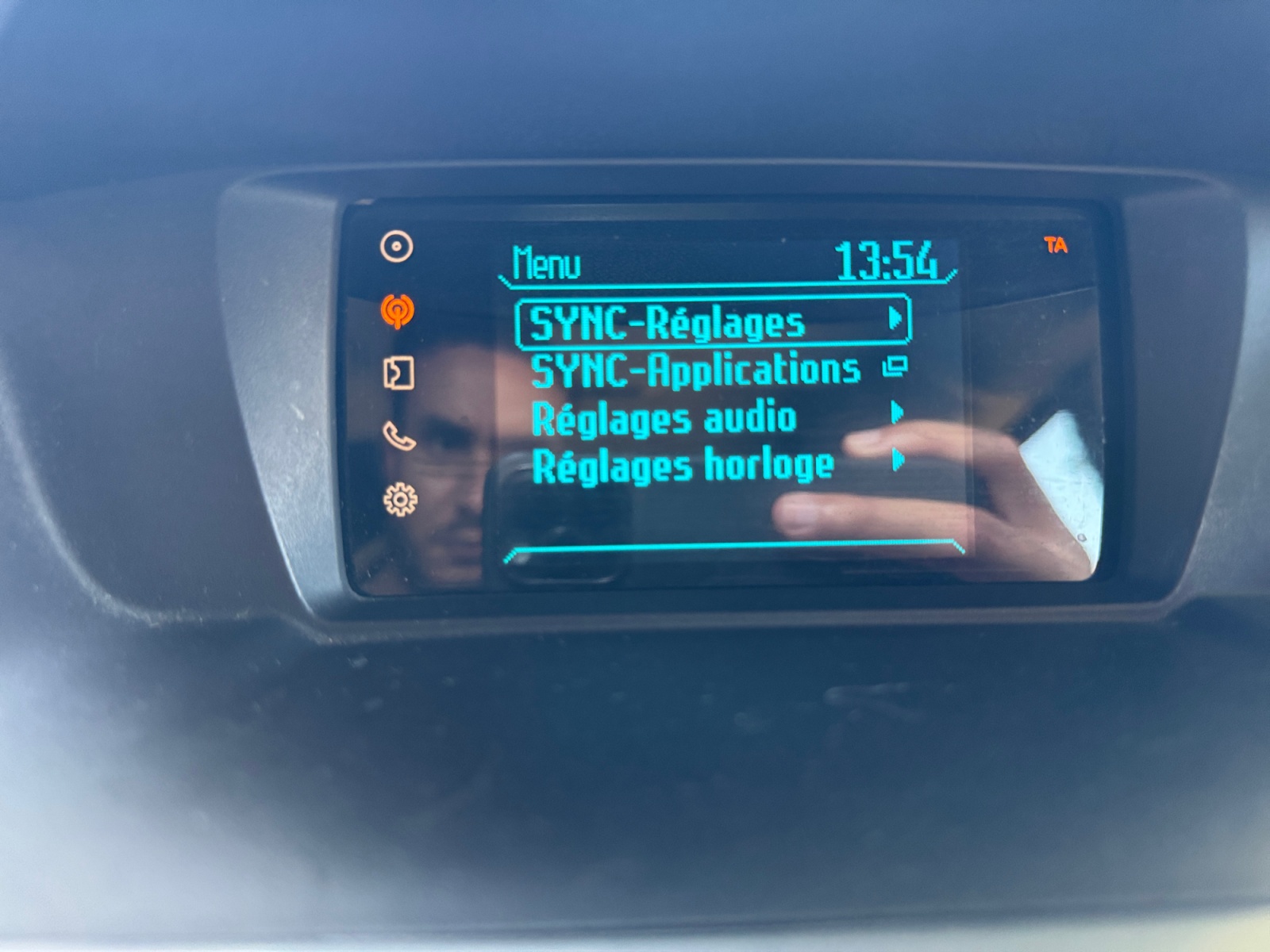 Ford Grand Tourneo Connect 24