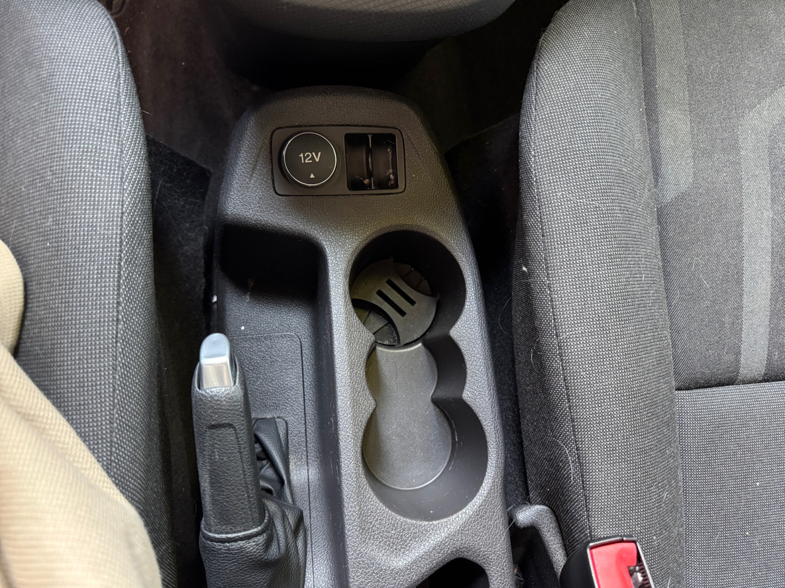 Ford Grand Tourneo Connect 27