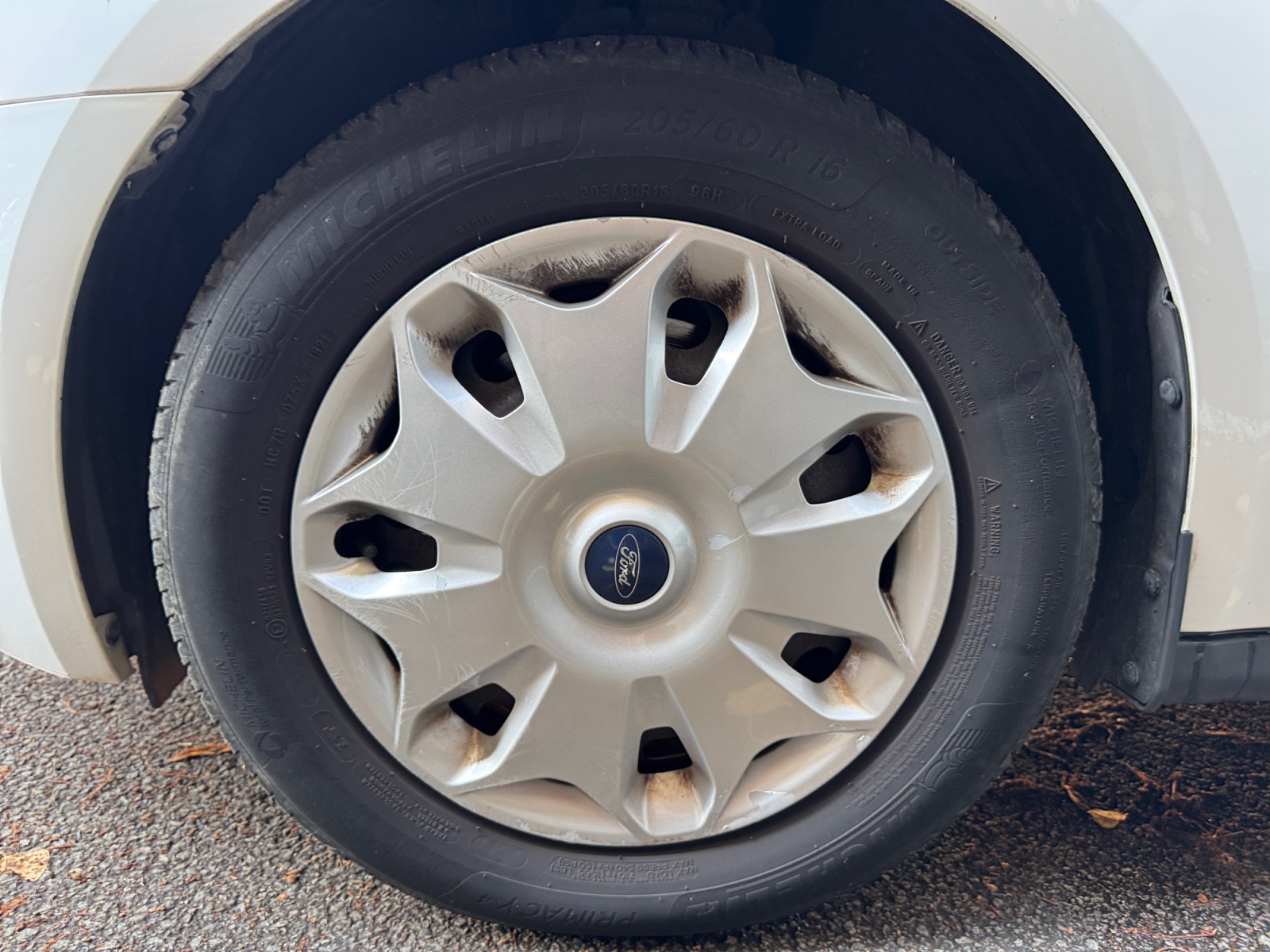 Ford Grand Tourneo Connect 33