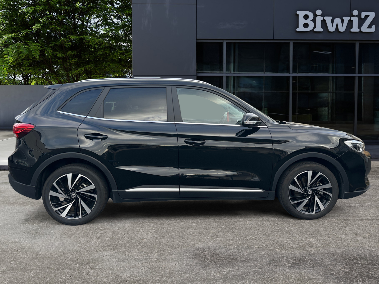 Mg Zs 5