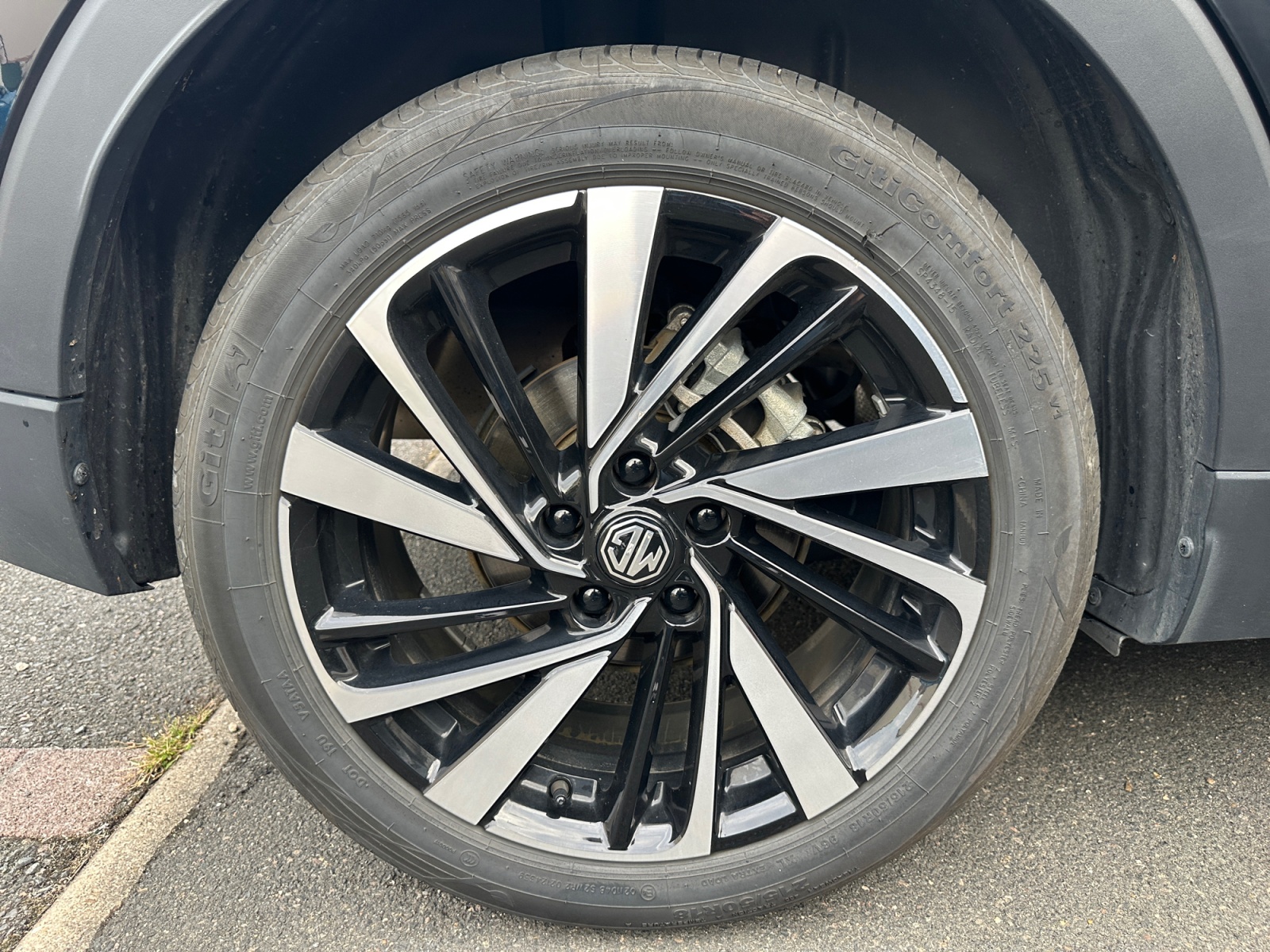 Mg Zs 35