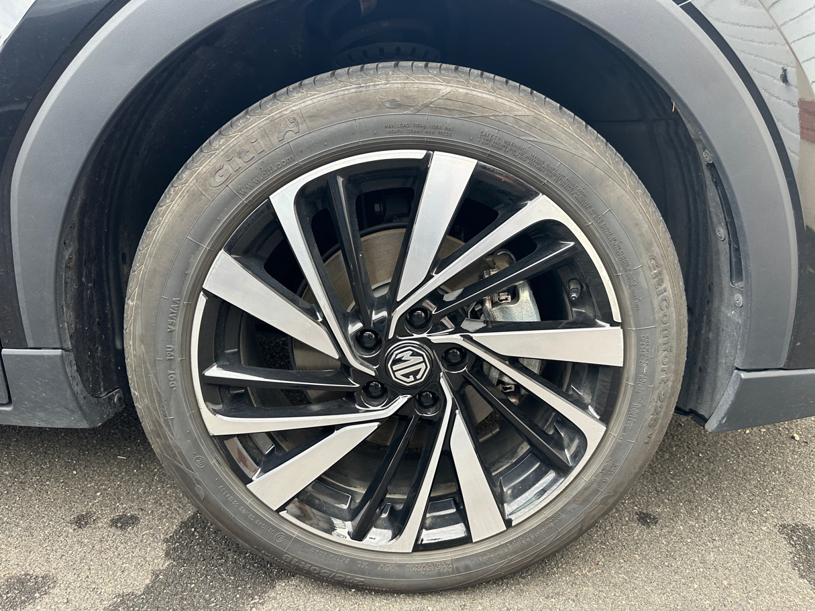 Mg Zs 36