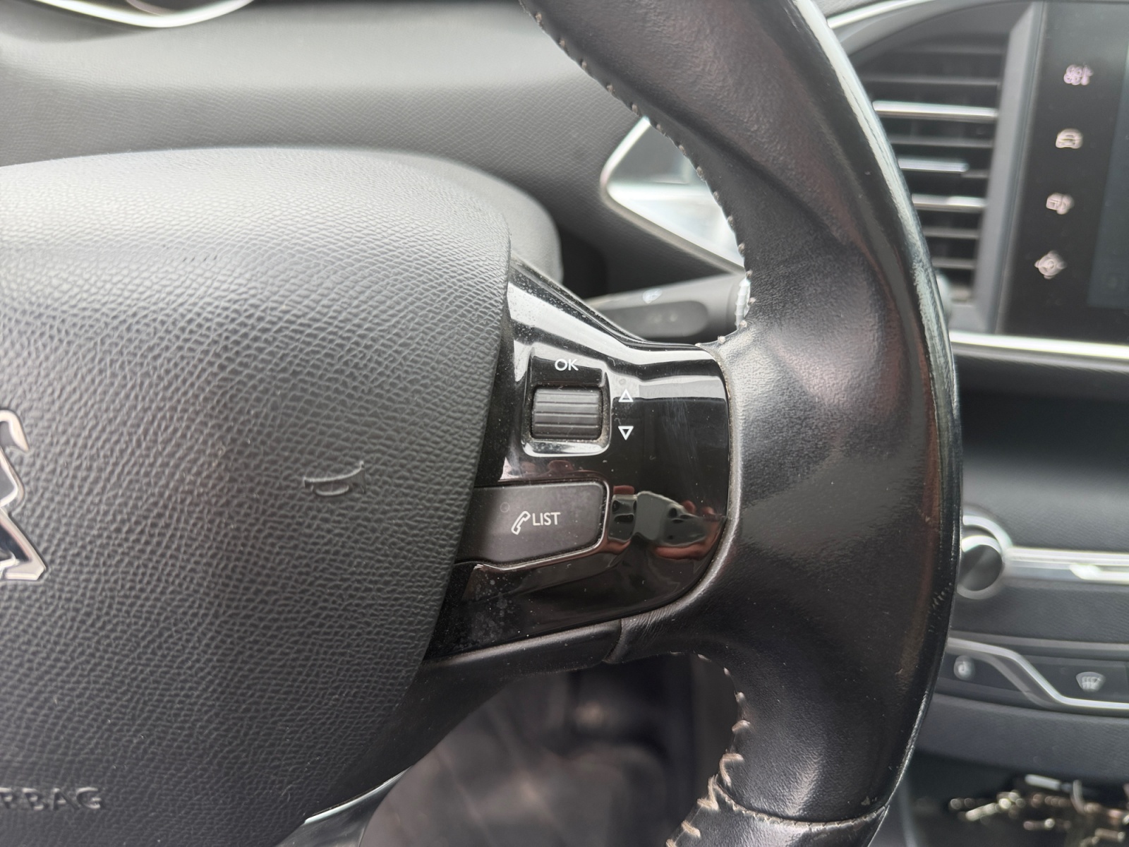 Peugeot 308 19