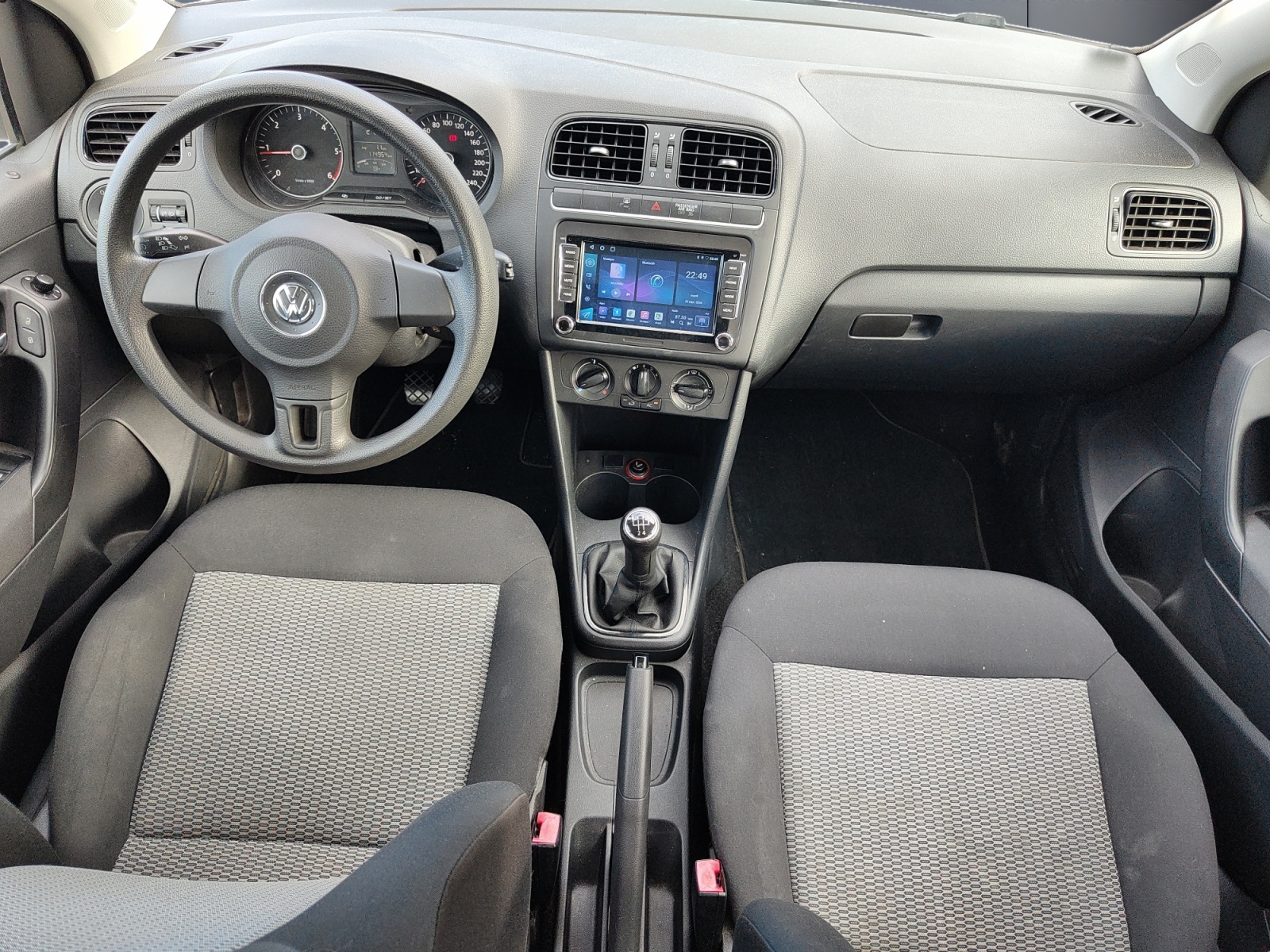 Volkswagen Polo 12
