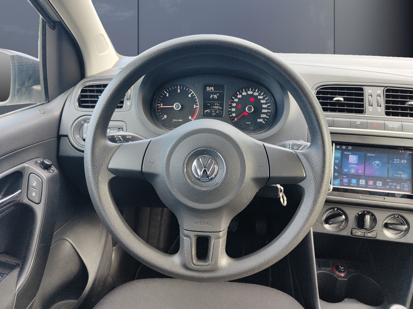 Volkswagen Polo 13