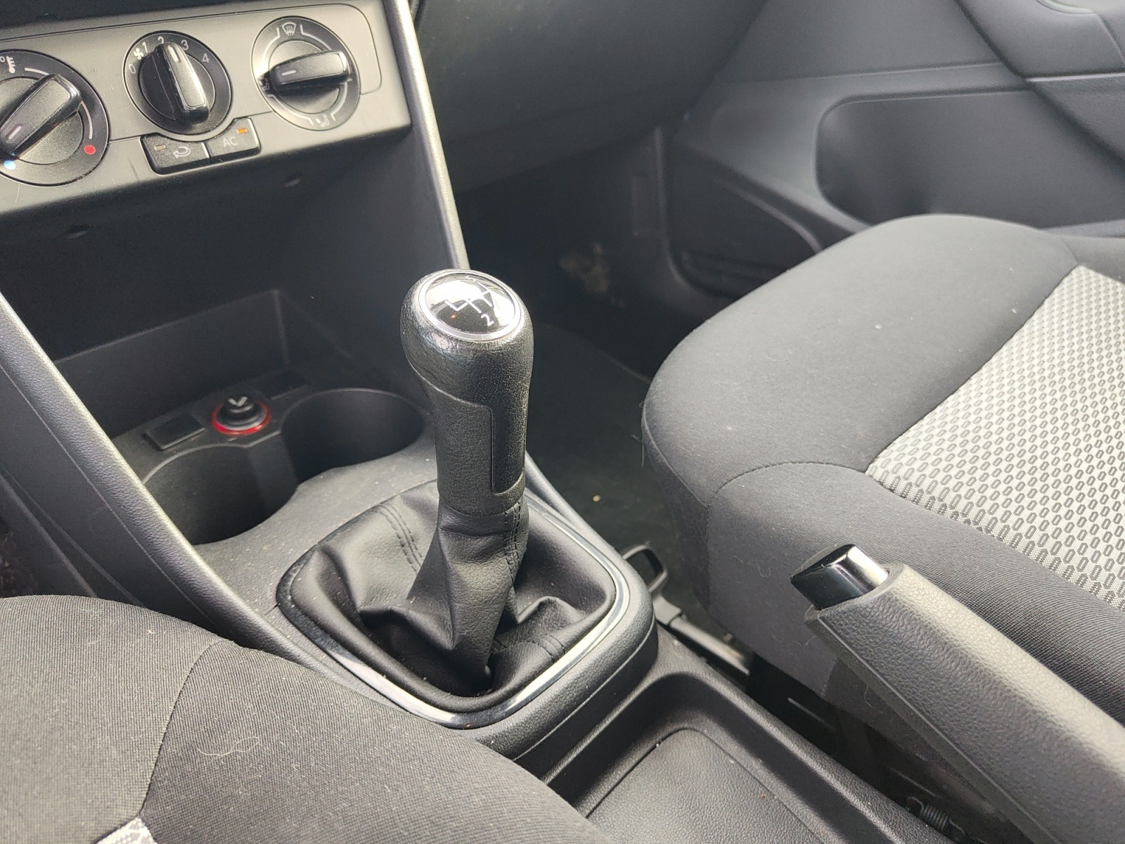 Volkswagen Polo 19