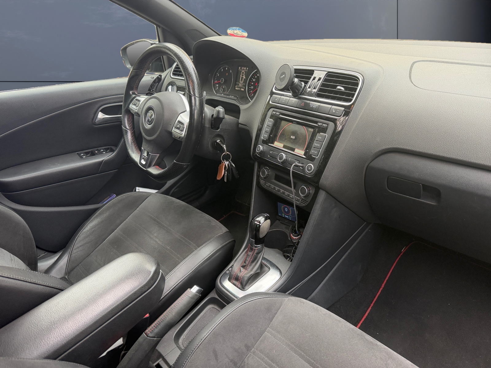 Volkswagen Polo 12