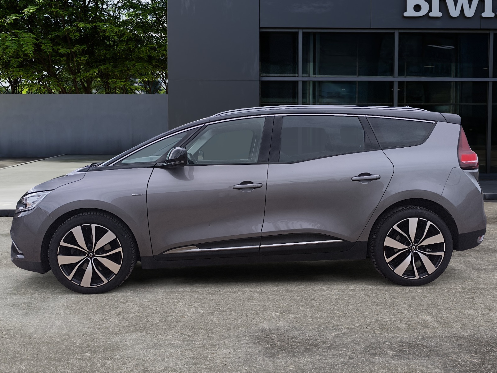 Renault Grand Scenic 1