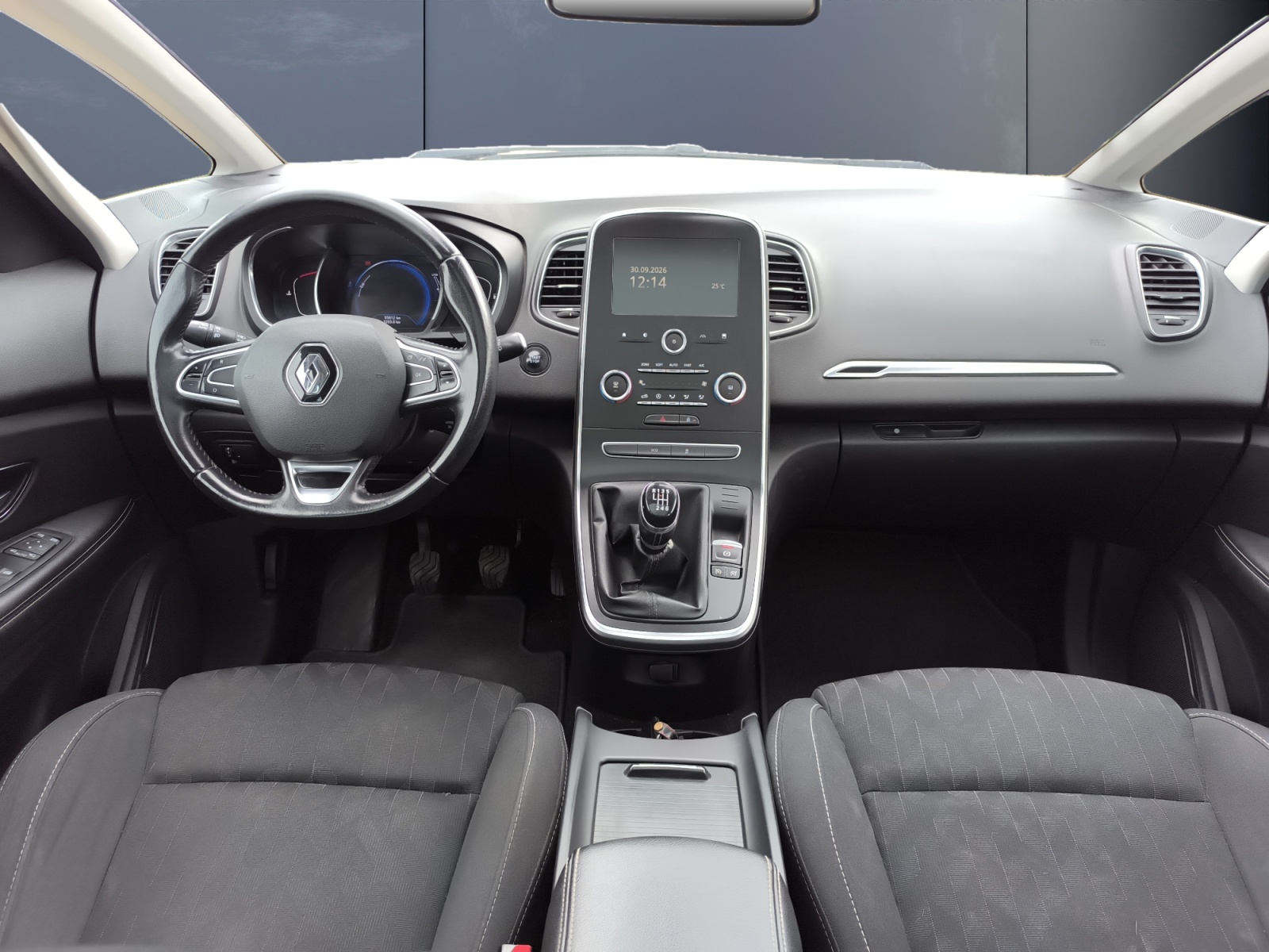 Renault Grand Scenic 14